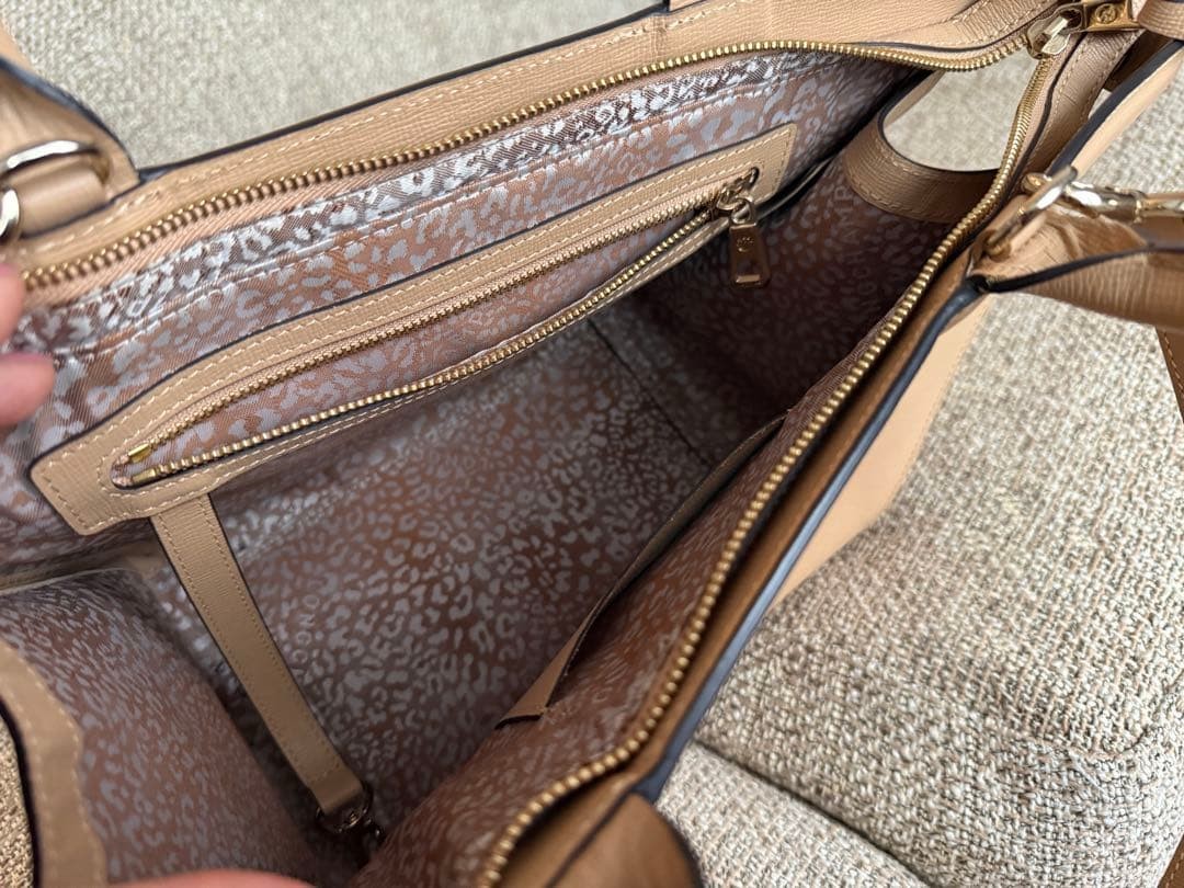 LONGCHAMP Leather Handbag Authentic Women about 8.66 x 8.86 × 5.12 inches