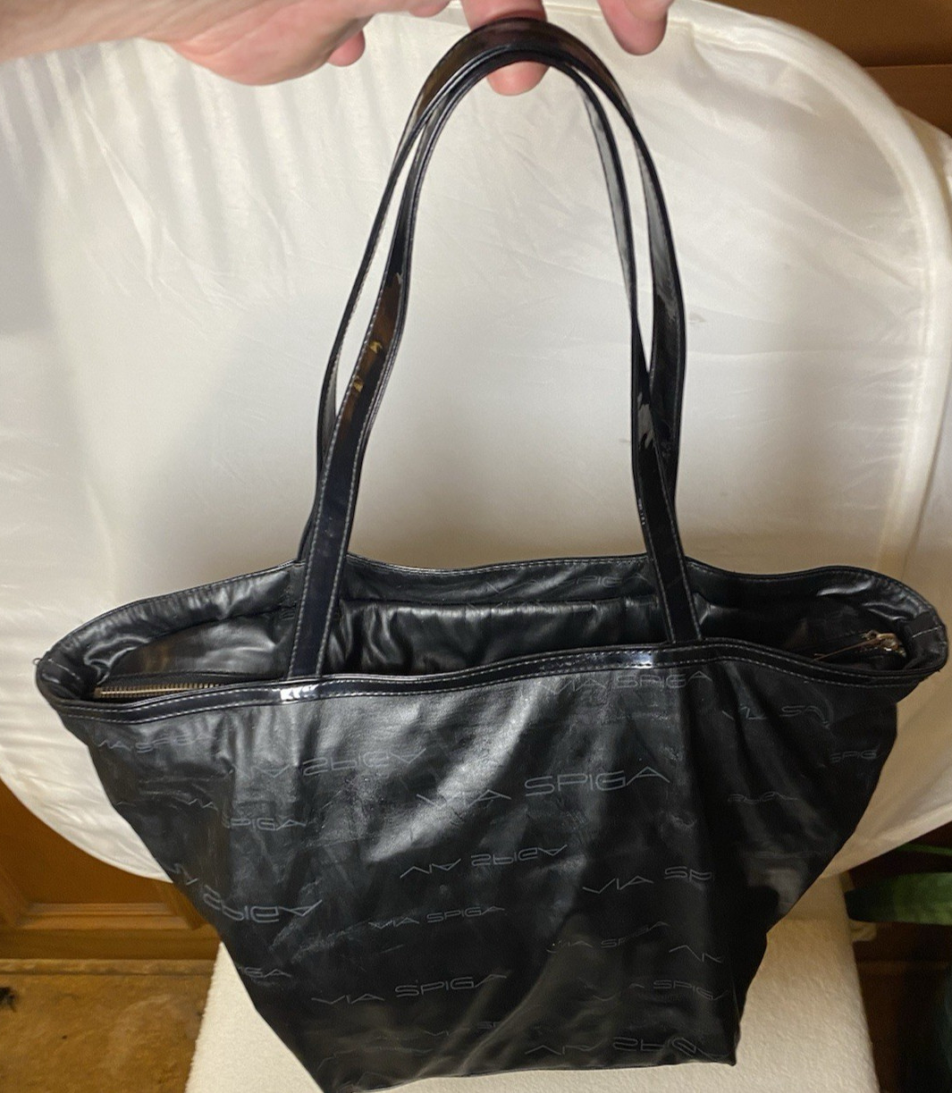 Via Spiga Black Signature Shoulder Bag/Tote – Large – Coated Non-Leather