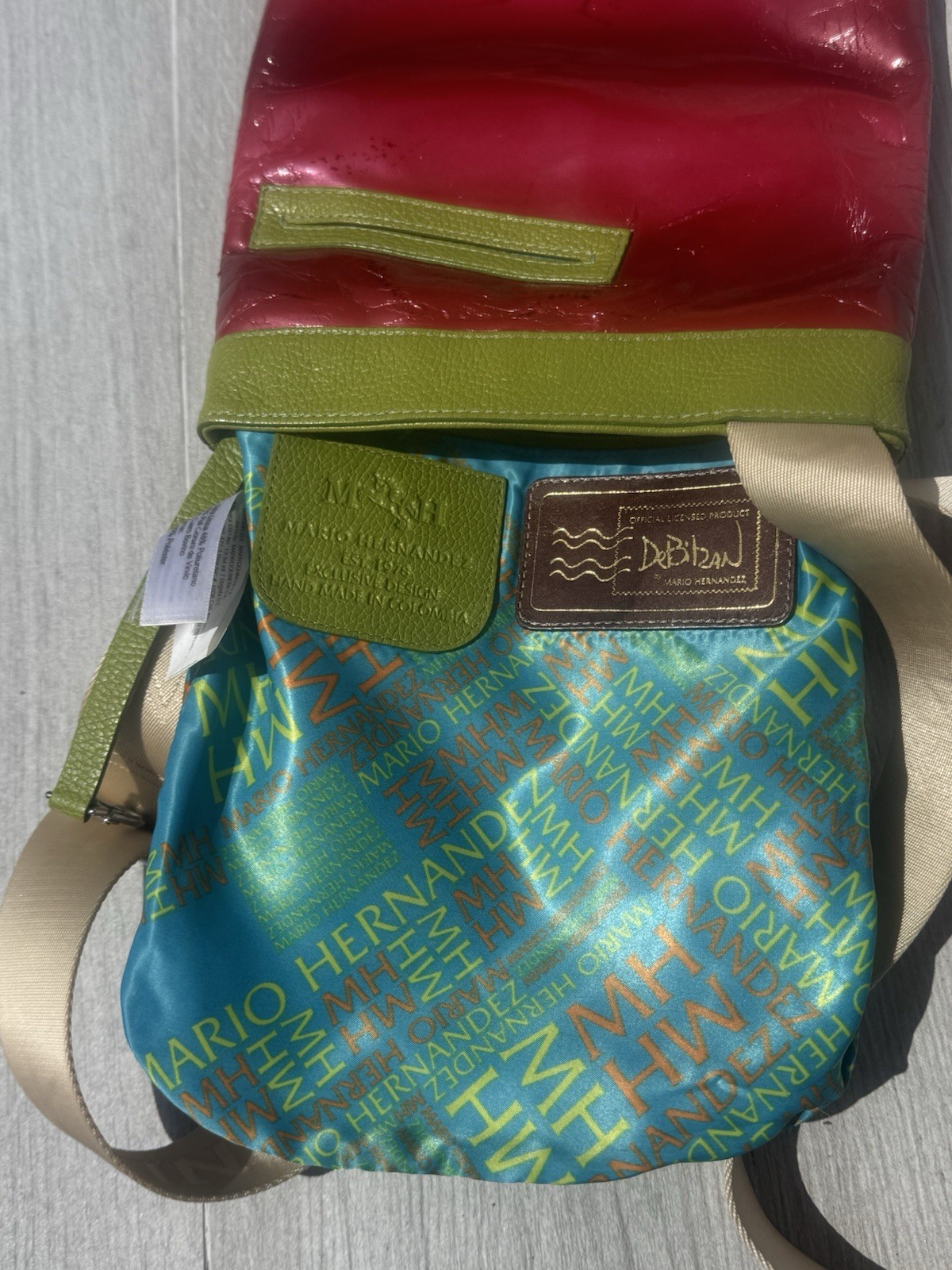 Mario Hernandez DeBilzan Tennis Art Crossbody Bag Colombia Bolso