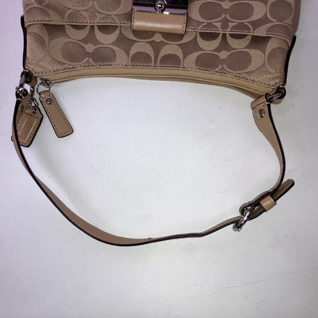 Coach Signature Shoulder Bag Beige Canvas 10.6×7.5×2.4 inches Used
