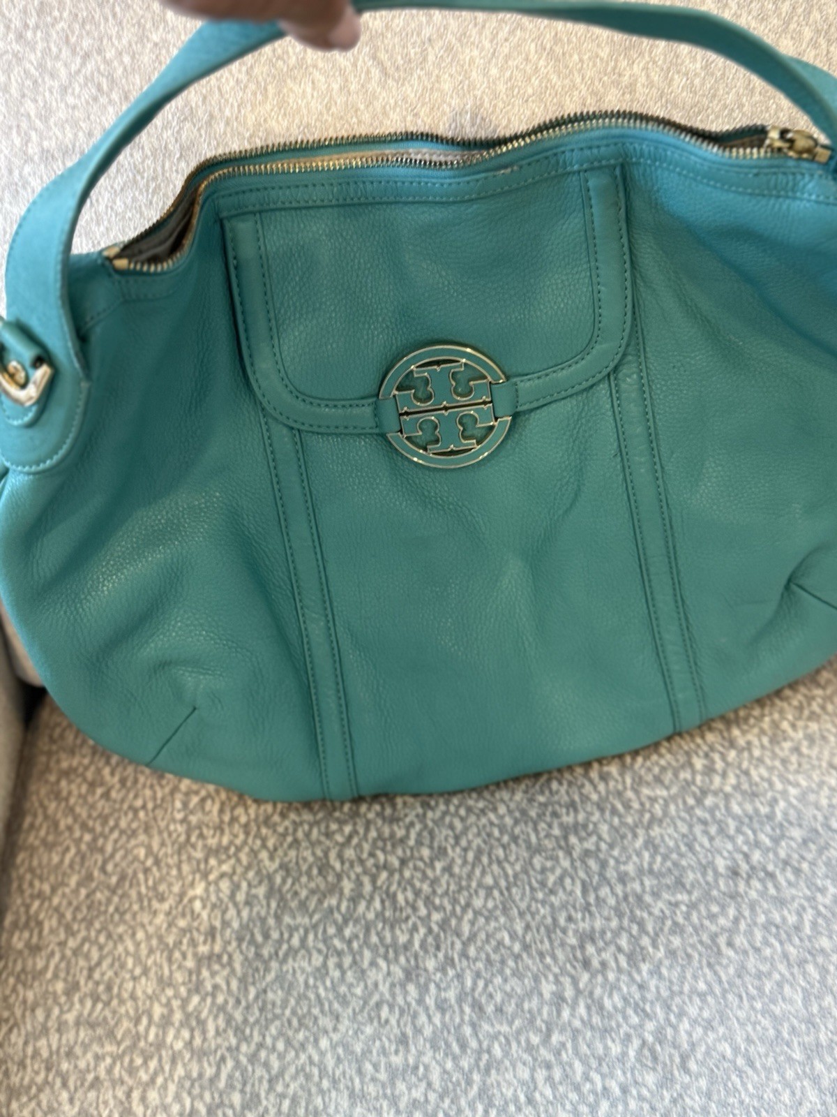 Tory Burch Amanda Teal Leather Flat Hobo Bag Excellent Condition No Strap