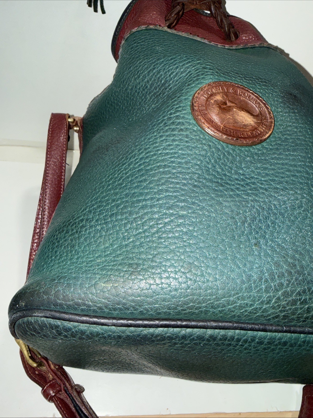 Vintage Dooney And Bourke Teton Bucket Bag Hunter Green Camel Trim Leather USA