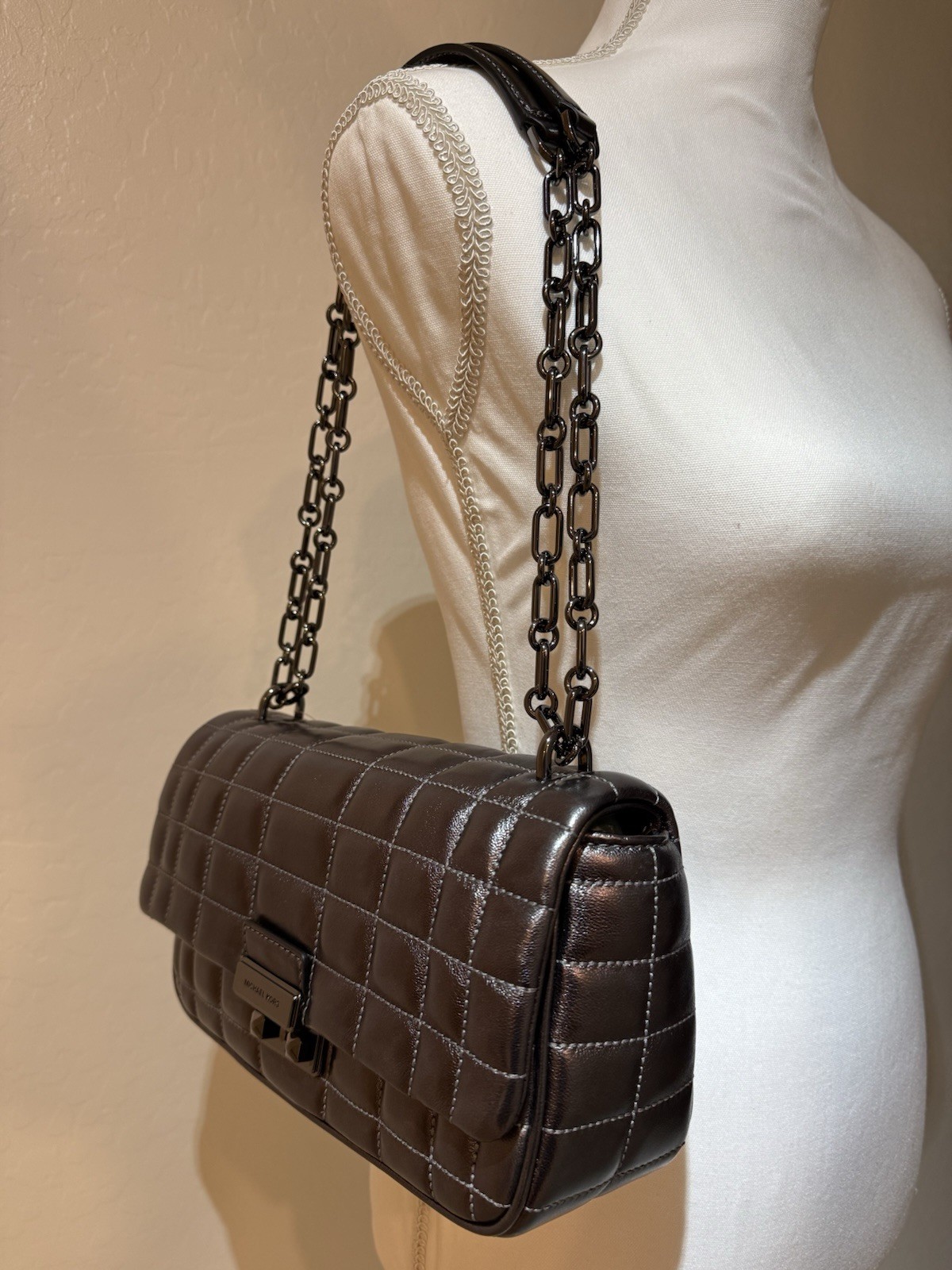Michael Kors Tribeca Medium Convertible Chain Shoulder Gunmetal NWT