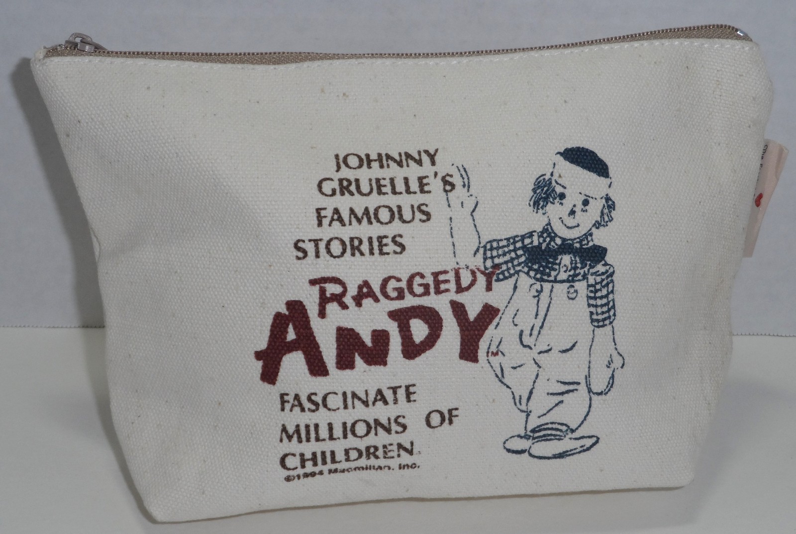 NEW 1994 RAGGEDY ANDY CANVAS TOTE BAG- Cosmetic BAG 7 1/4″ x 8″ x 2 1/2″ Cream