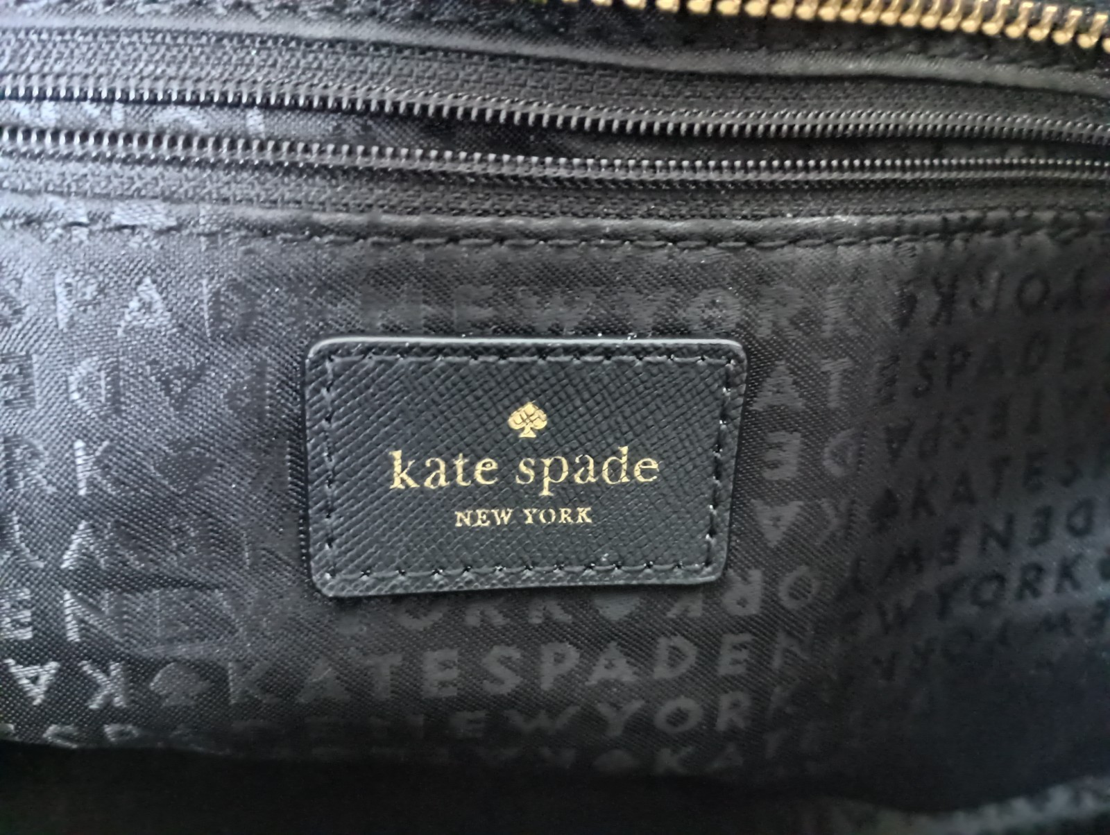 kate spade striped leather handbag – zip closure – blue/black/pink