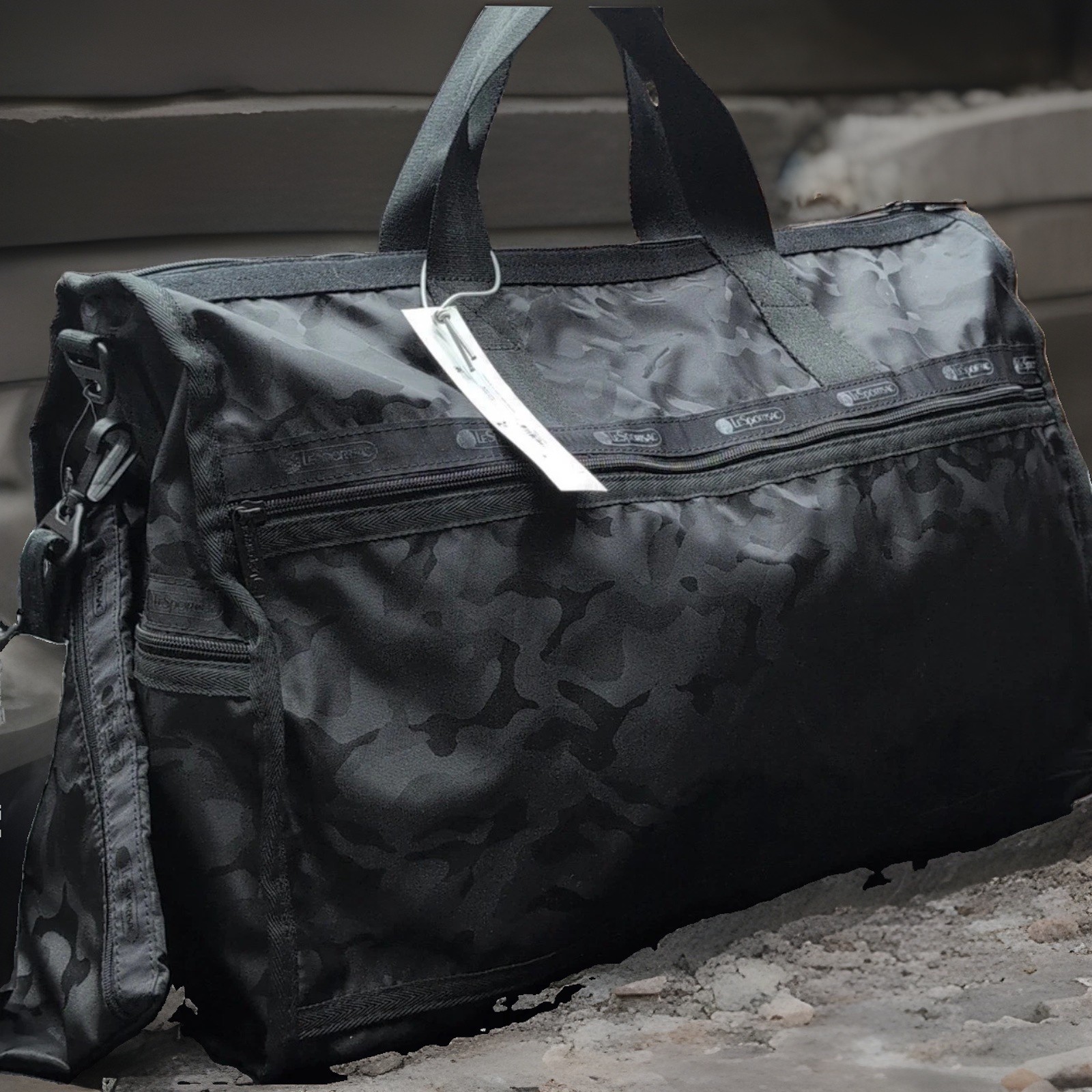 New LeSportsac Large Packable Travel Weekender Duffel Bag Black on Black $229