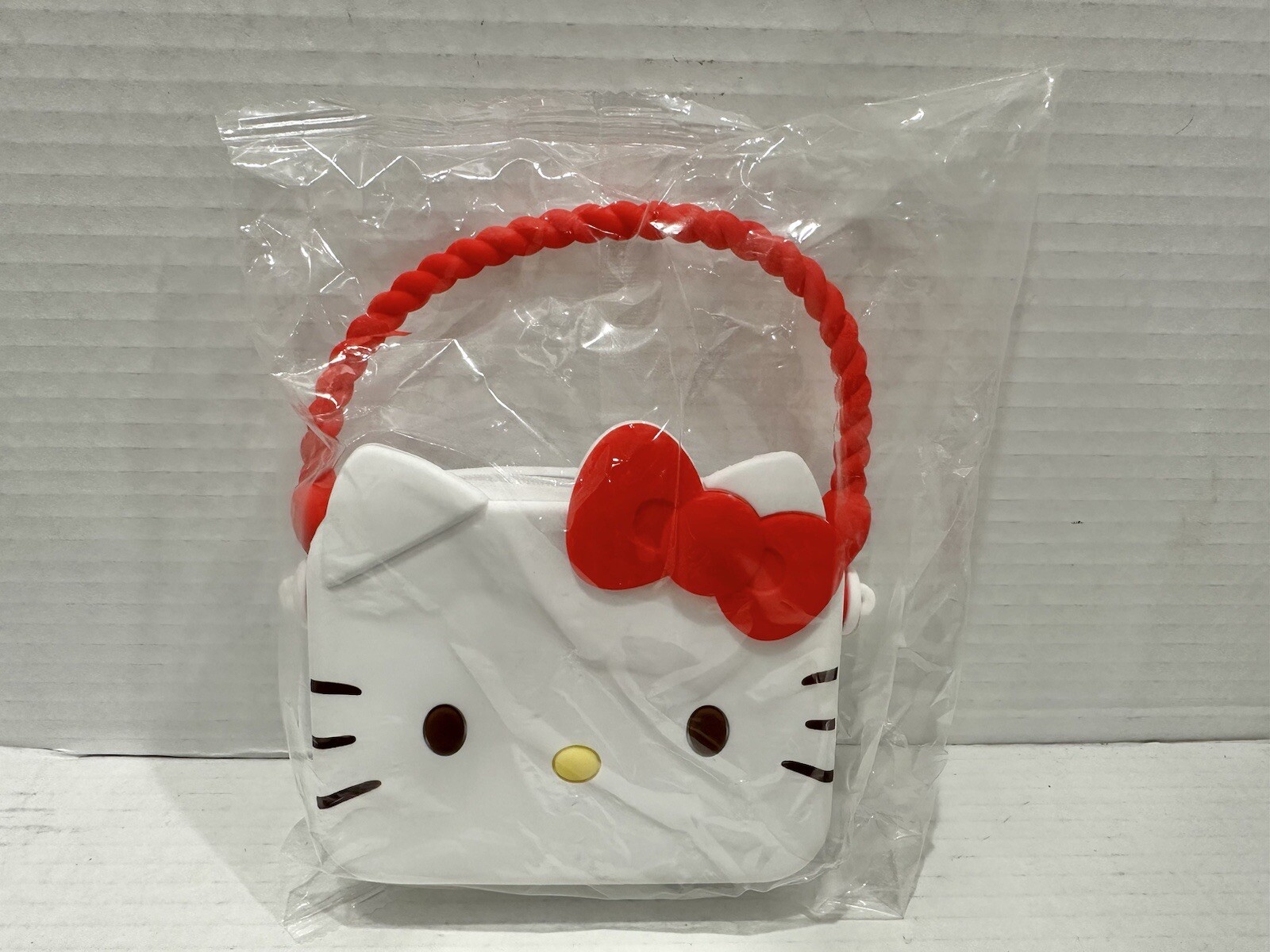 HELLO KITTY Sanrio Silicone Hand Bag Purse Small Tote Kids Adult New