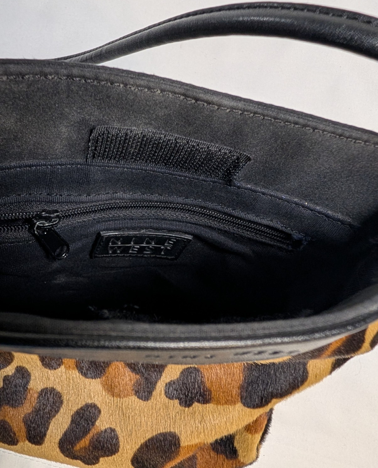 Nine West Leopard Print Crossbody Purse 7.25×8”x 2”Shoulder Bag w/21” Drop-Nice!