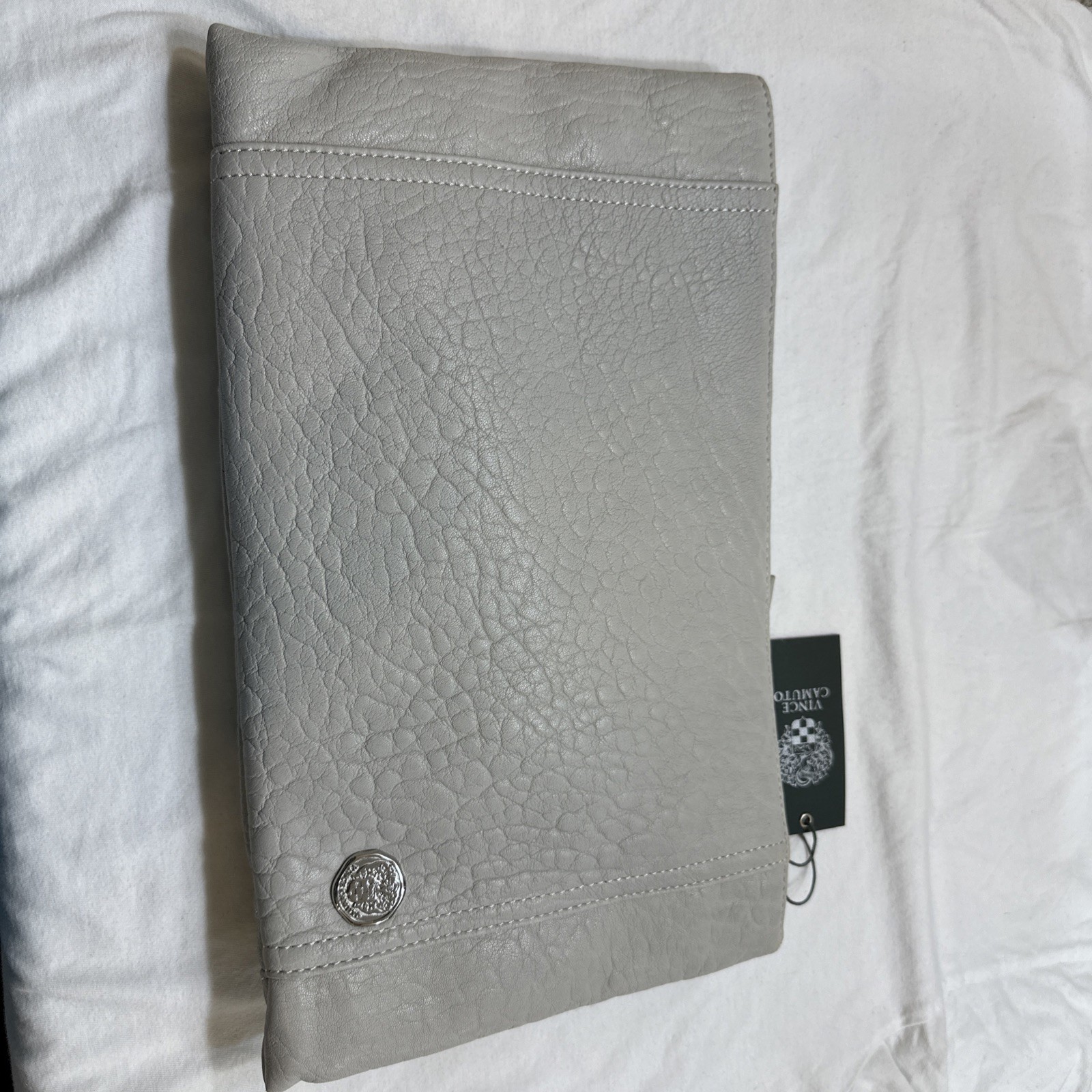 New VINCE CAMUTO BAILY DOVE GRAY BUBLAM GENUINE LEATHER CLUTCH MSRP $198