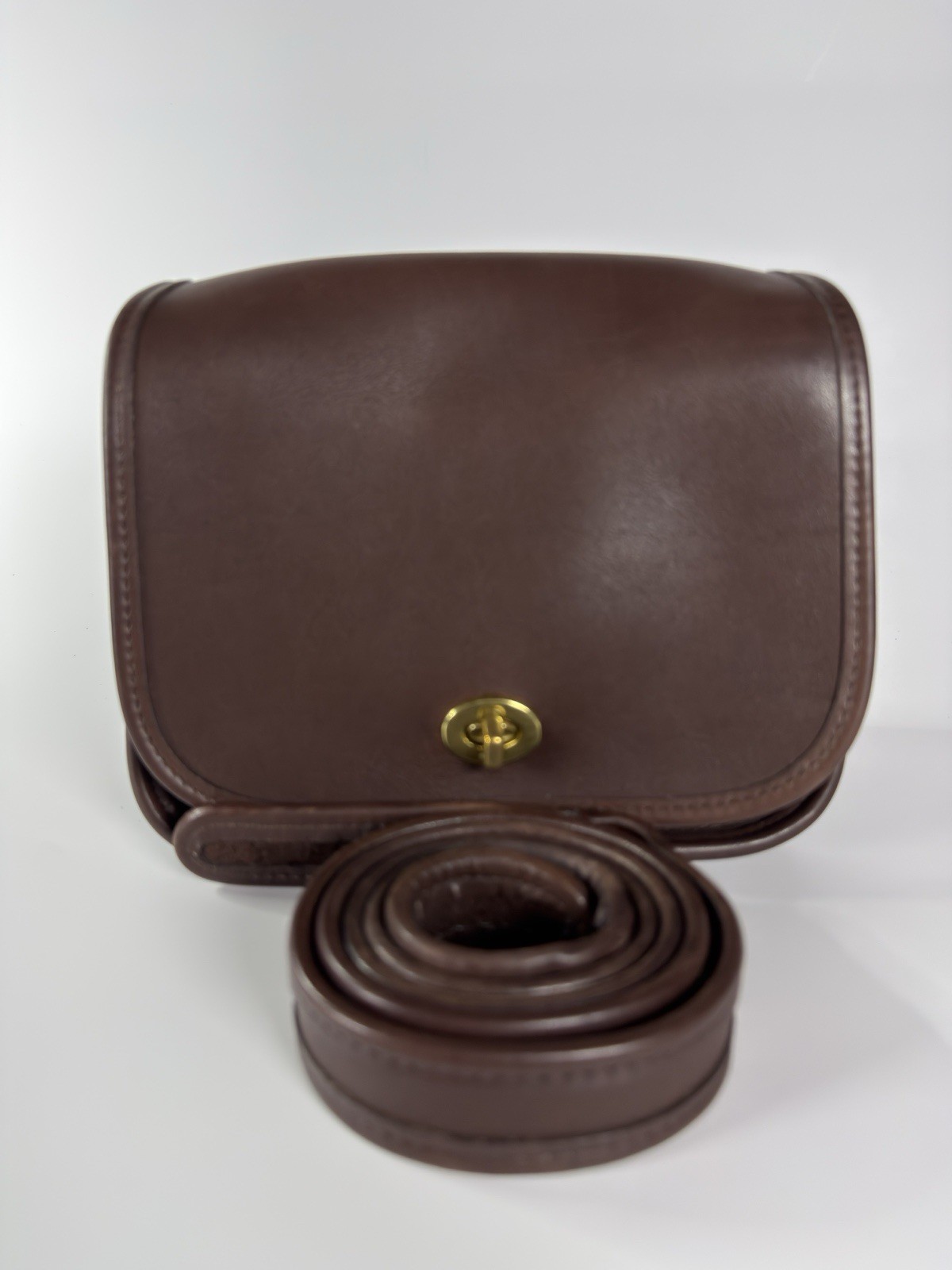 Vintage Coach Legacy Small Flap – Style 9951 – Mahogany