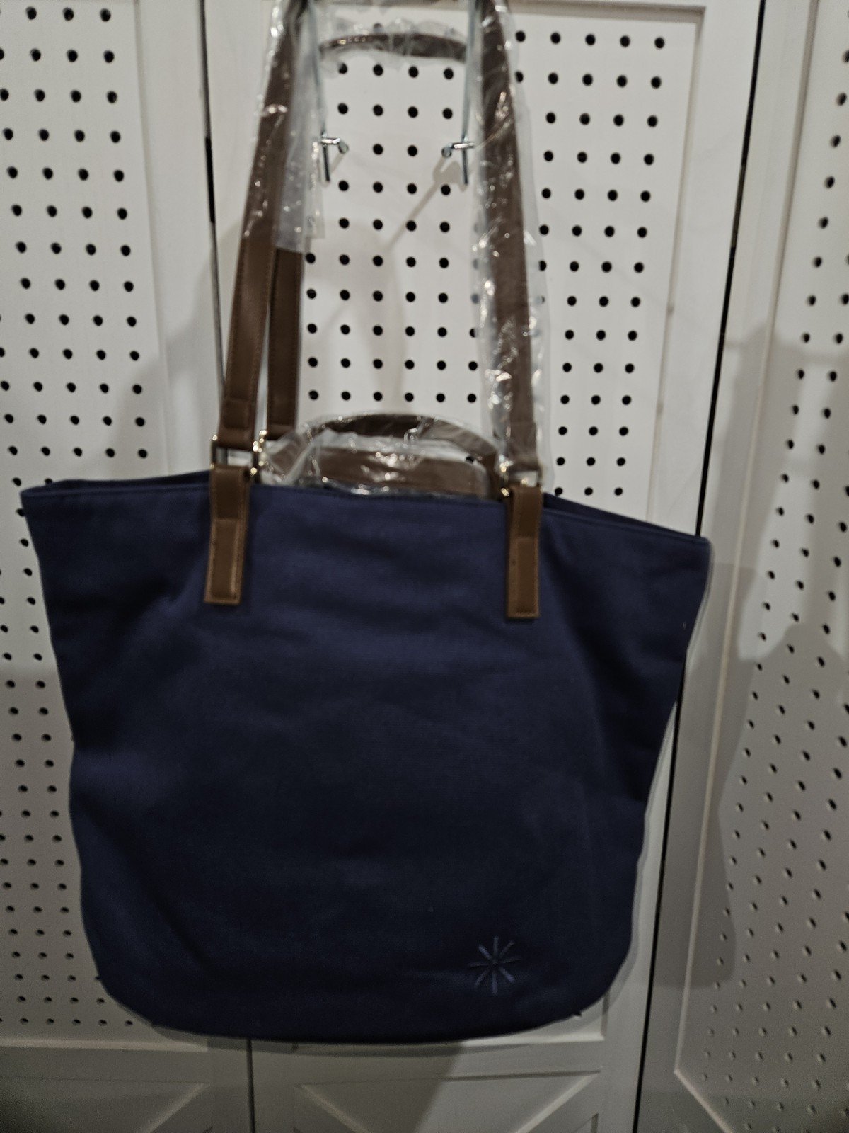 Isaac Mizrahi Live Bridgehampton Tote Bag Navy NEW
