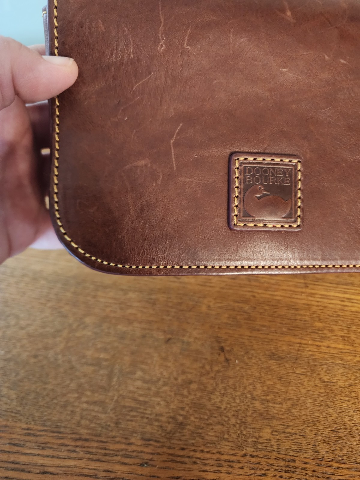Dooney & Bourke Florentine Kitty Crossbody Chestnut Color