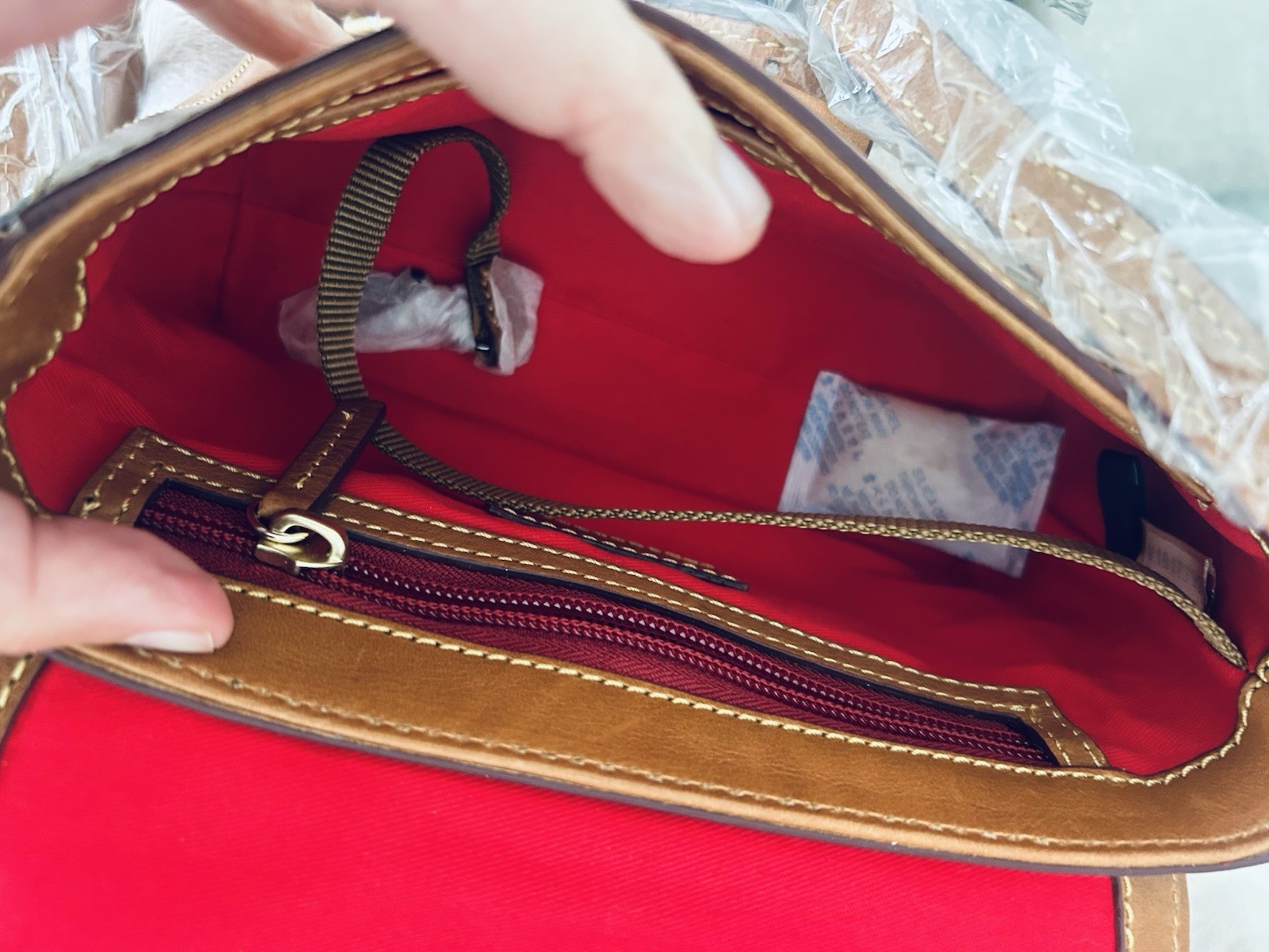 Dooney & Bourke Florentine Brown Crossbody Bag Gold Hardware Detachable Strap