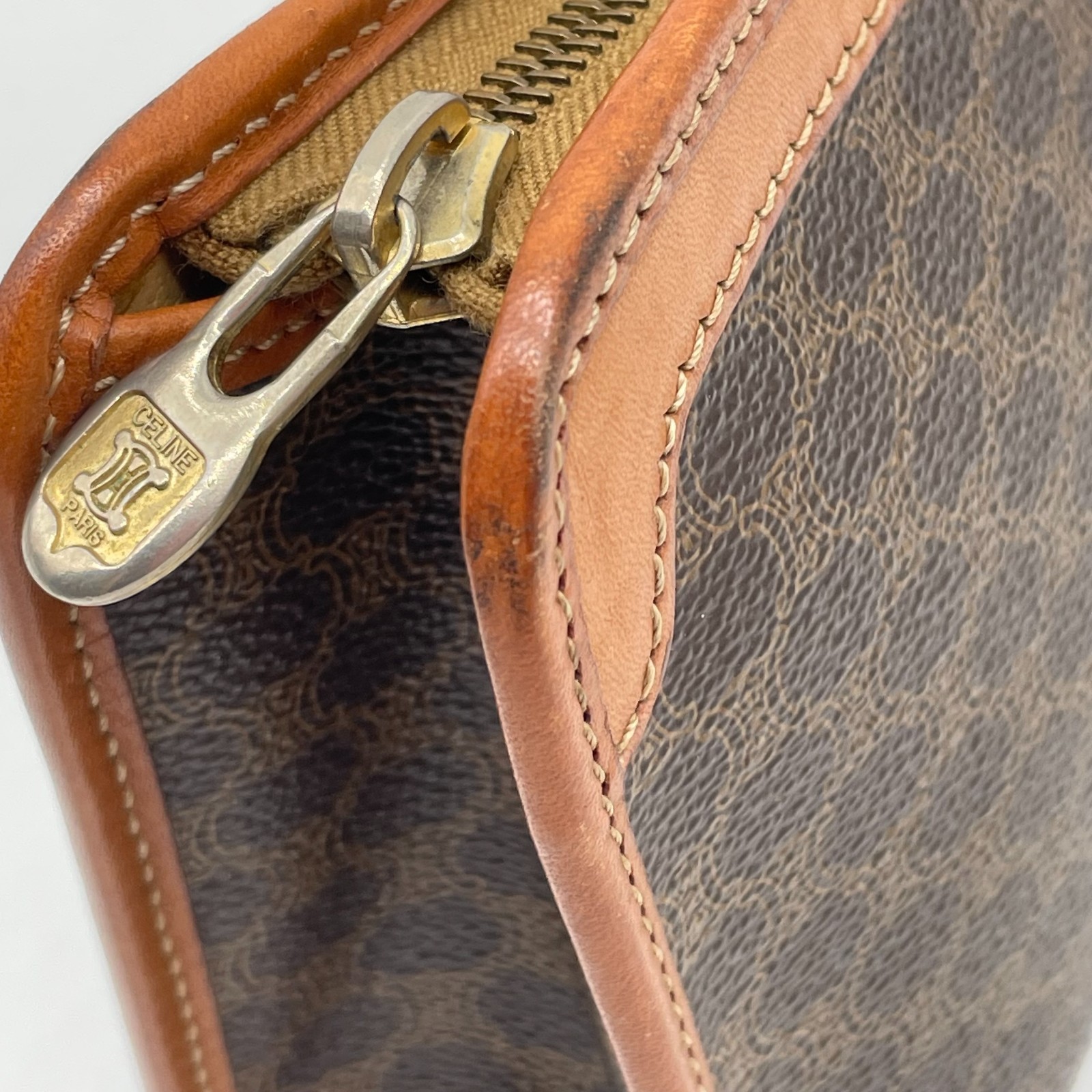 Celine Clutch Bag Brown Macadam Triomphe Leather Leather PVC Pouch Y2K Auth