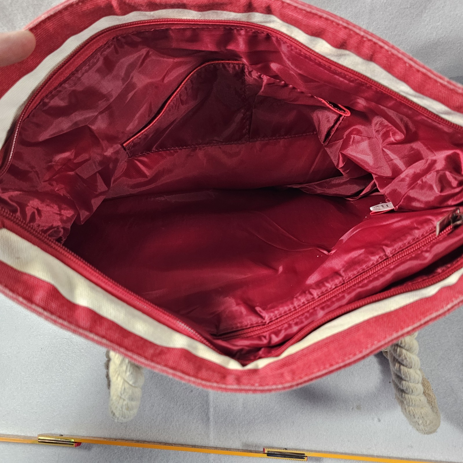 PORTO VINO Wine Purse Tote Hidden Leakproof Insulated Bag with Bladder Red White