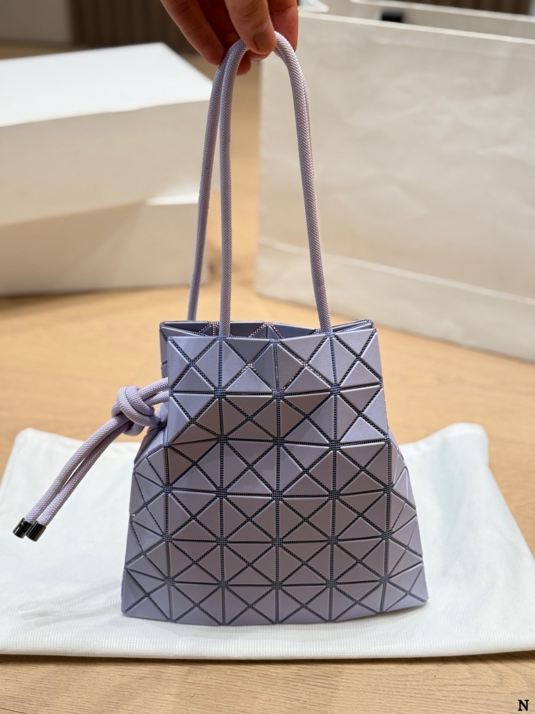 Drawstring Motif Enamel Finish Shoulder Bag Convertible 2-Way Crossbody Bag