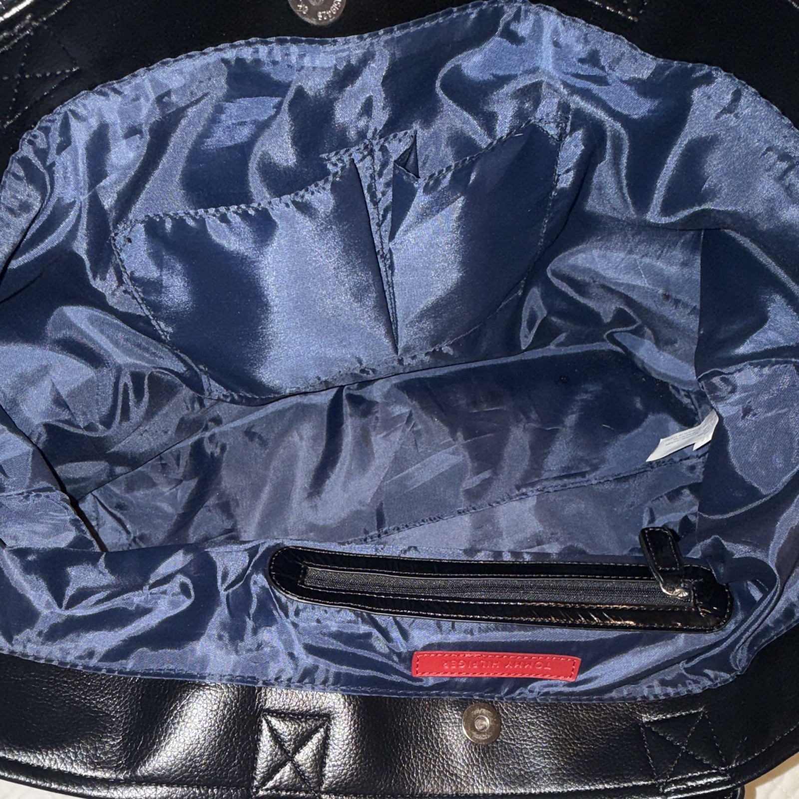 Tommy Hilfiger Black Large Tote Bag Blue Lined Logo Pattern Inner Pockets
