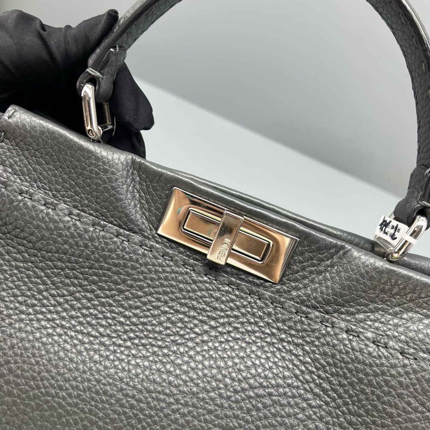 Fendi Pre-Owned Authentic Luxury Handbag Grey 34*24*12cm Free Tracked Shipping