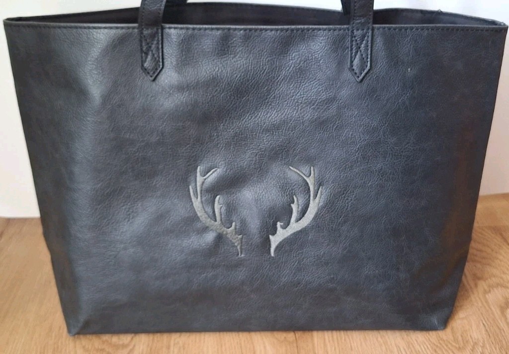 Thirty One Around Town Tote Antler Design