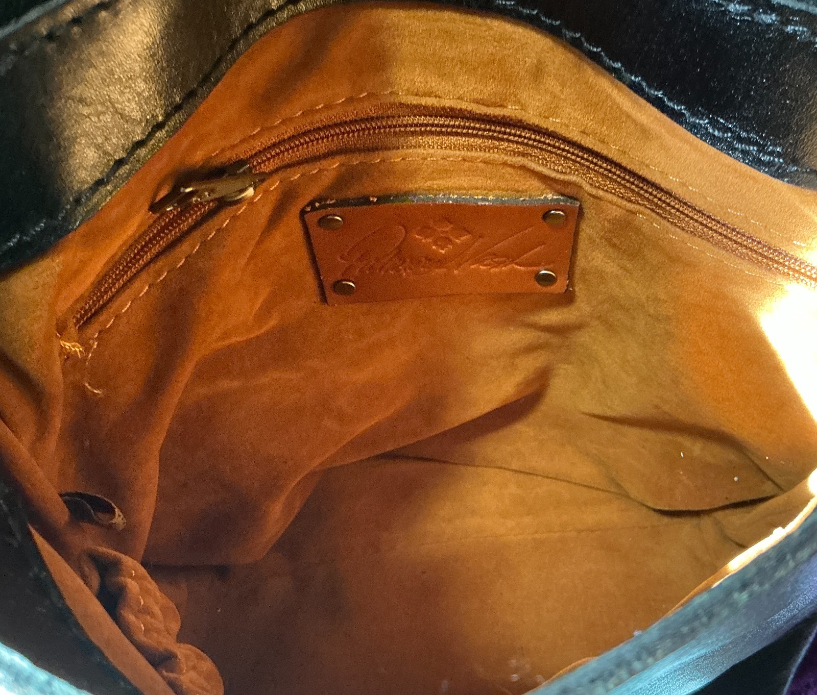 Patricia Nash Smooth Leather Black Flap Snap Crossbody Convertible Backpack