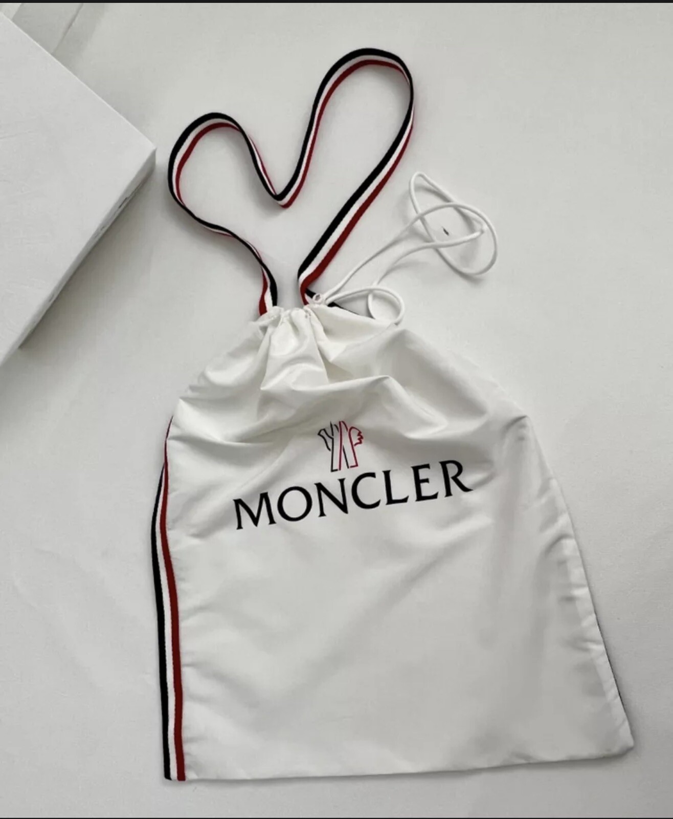 Moncler Gym Beach Crossbody Shoulder Medium Bag 100% Polyester White Unisex New