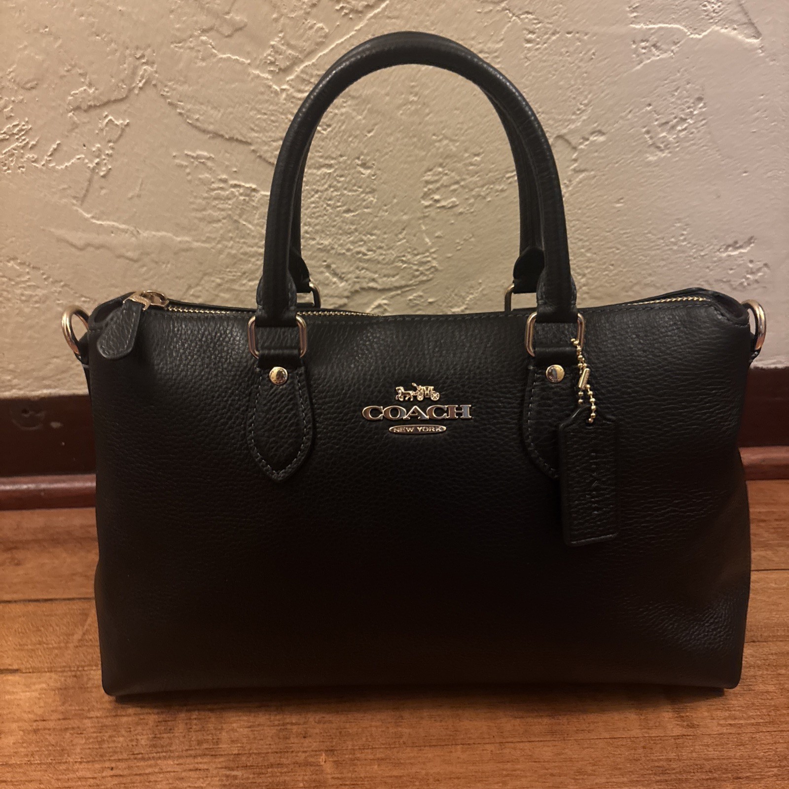 COACH Georgia Satchel In Refined pebble leather Gold/black Missing Strap