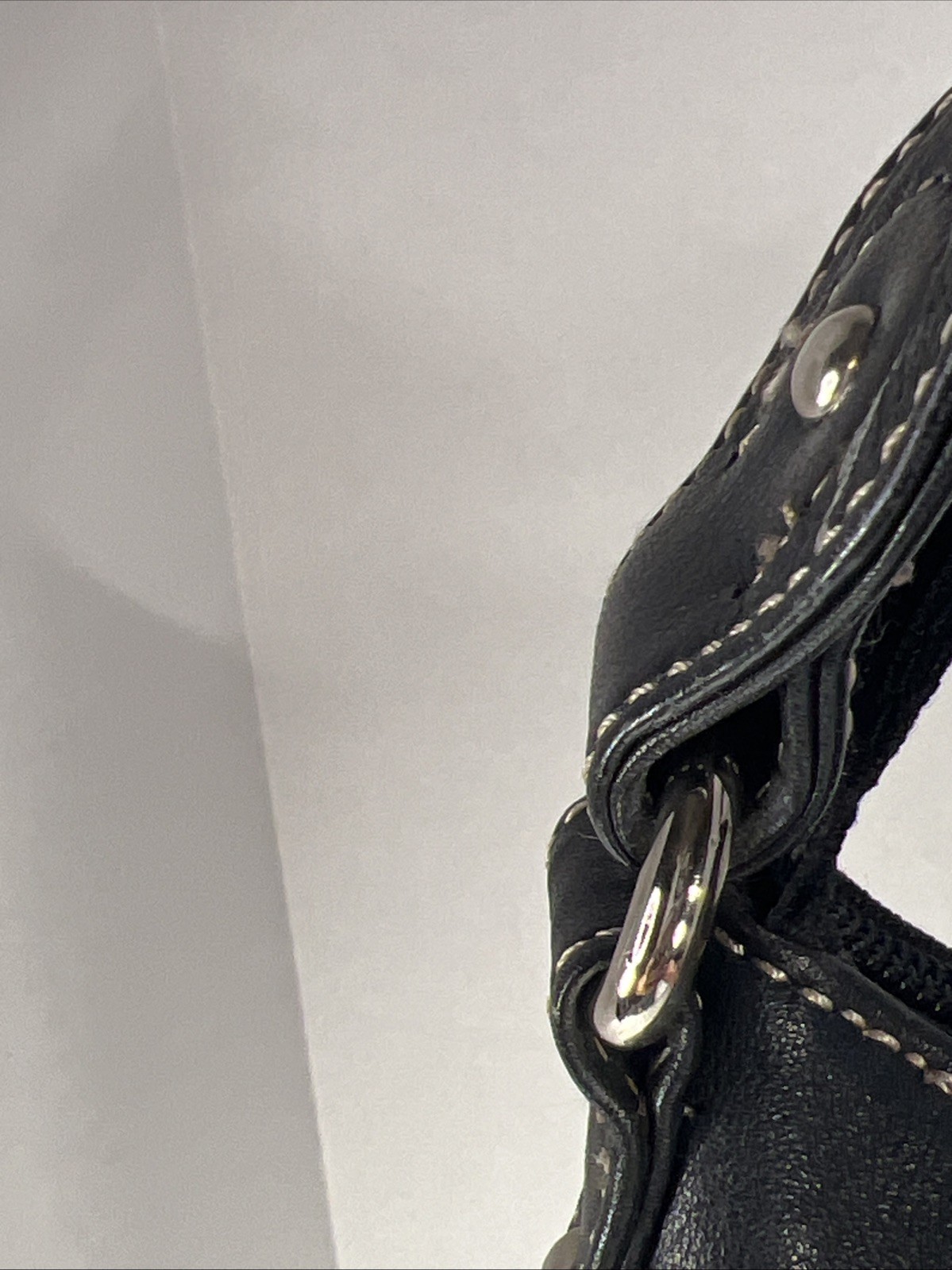Vintage Stone Mountain Hobo Shoulder Bag Black Leather Exterior Pockets 12×12 In