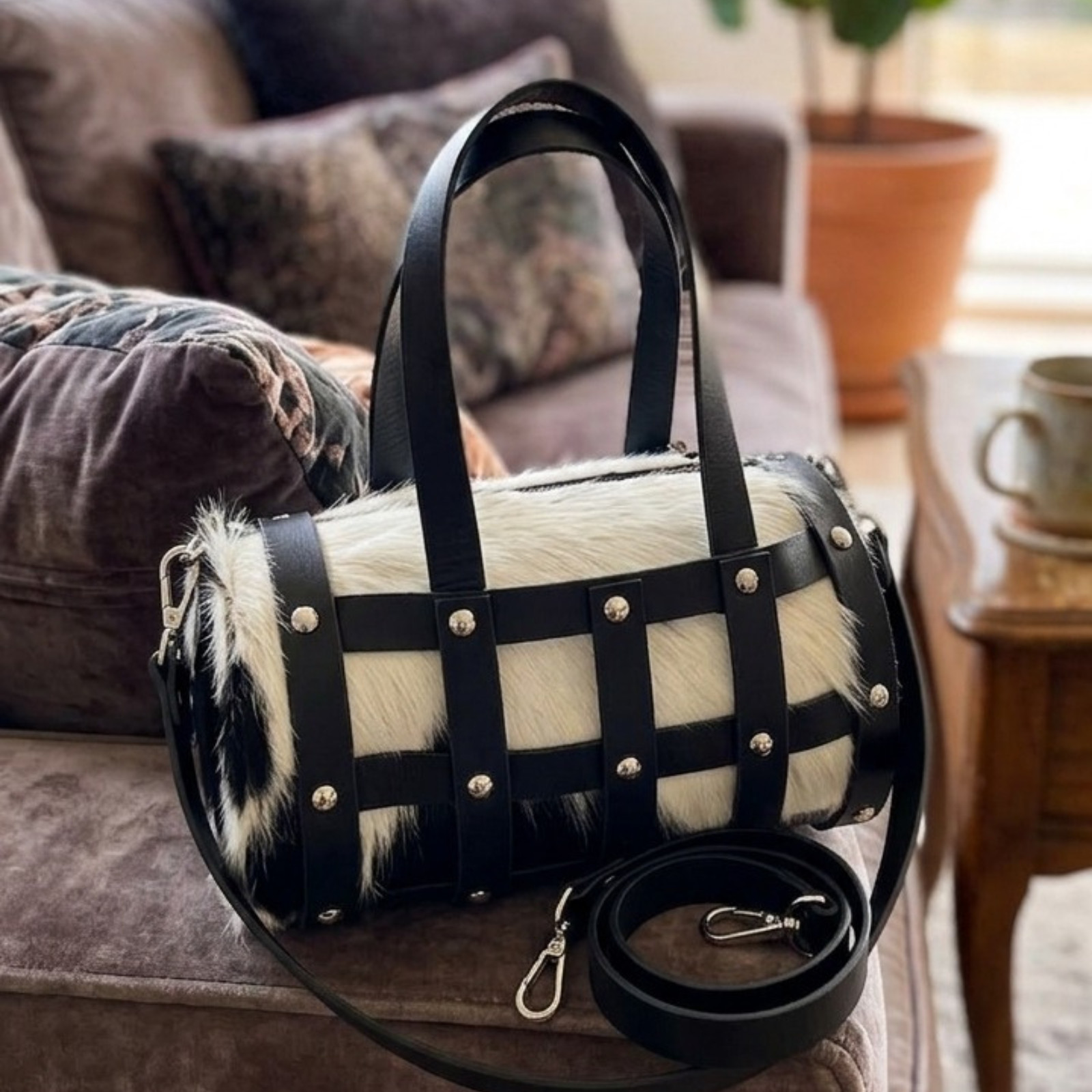 Cowhide Luxury Shell Purse Unique Leather Barrel Bag for Her- Mother’s Day Gift