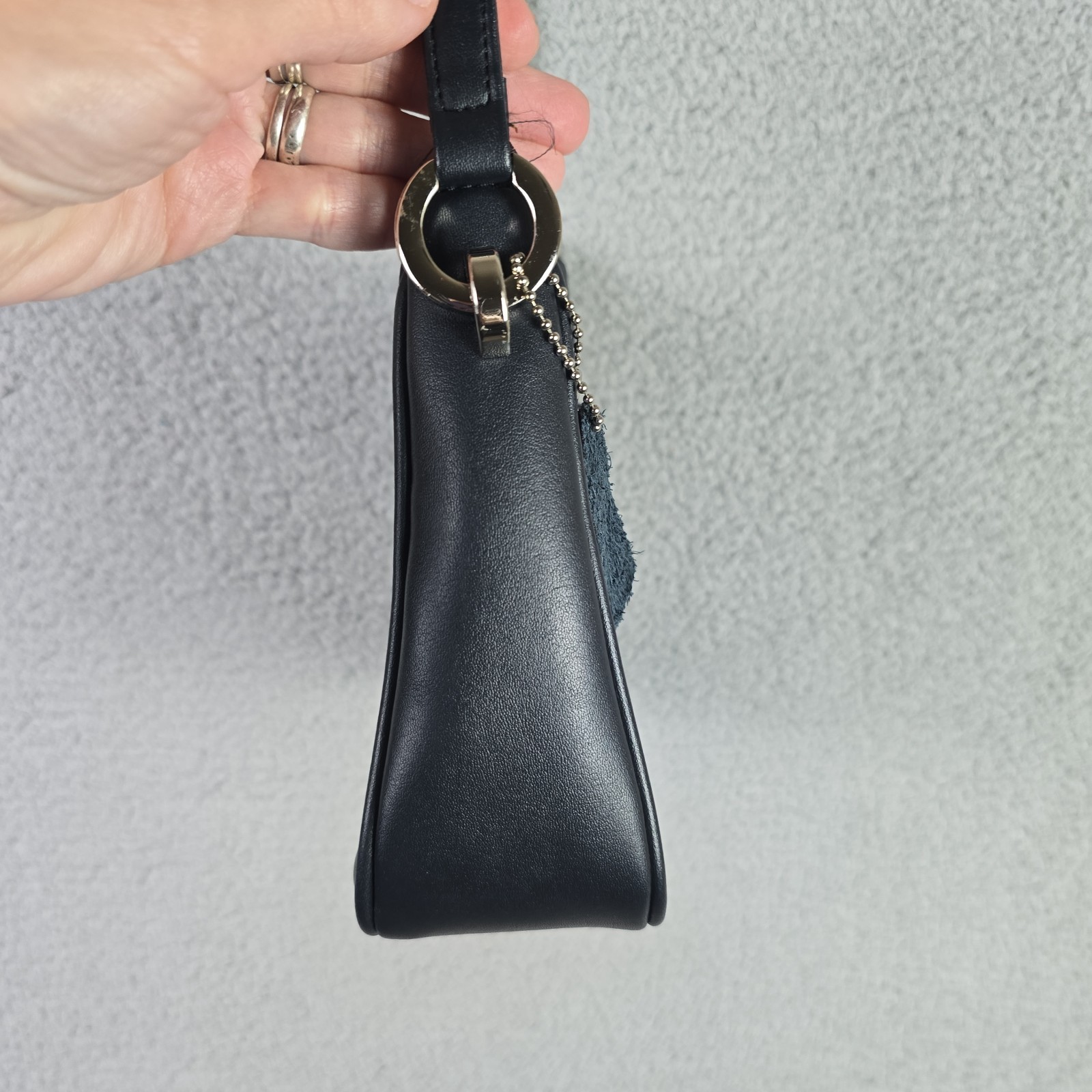 Worthington Feed Bag, Black Cross Body Womans Purse, Leather