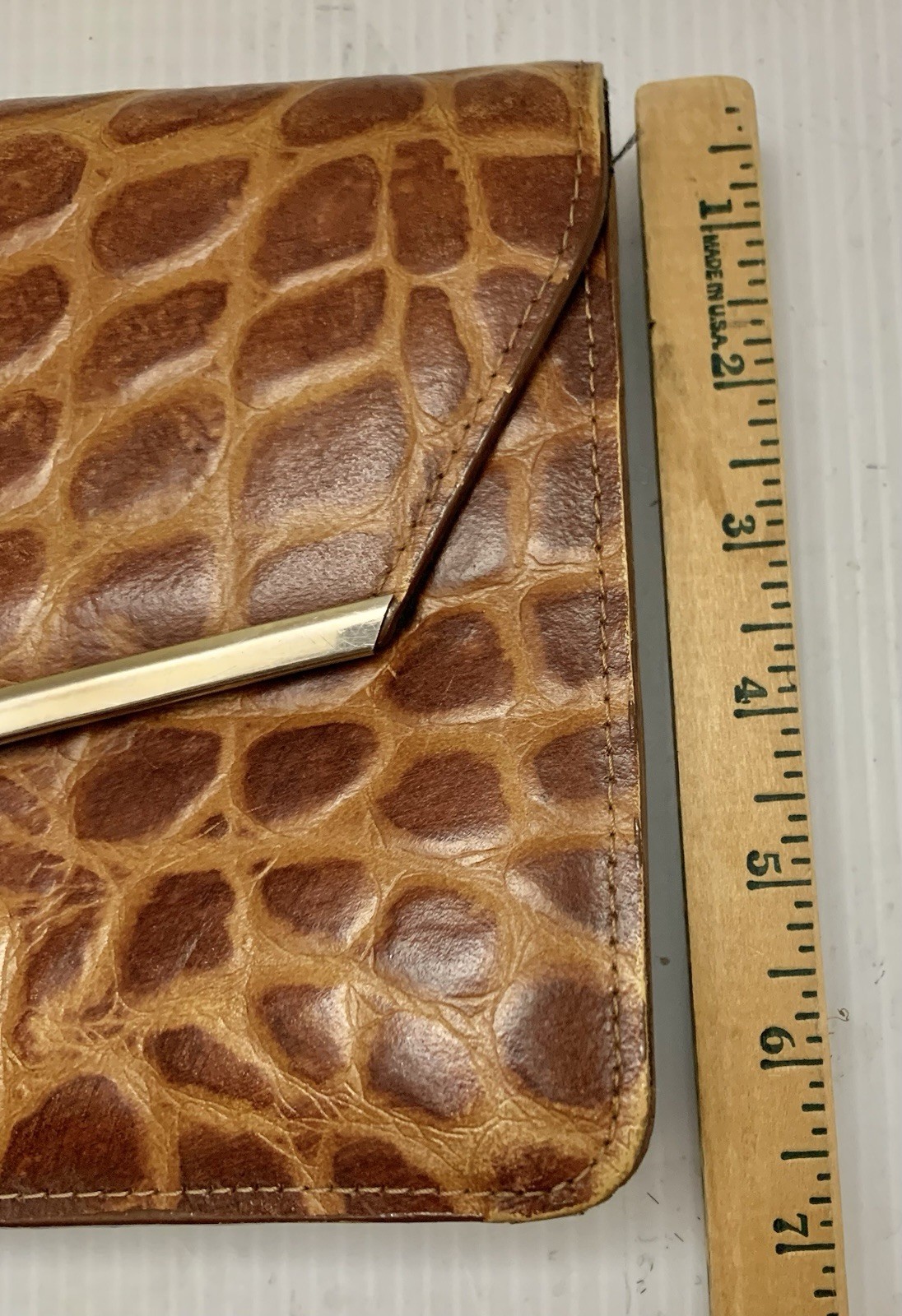 Vtg. Leather Alligator Embossed Envelope Style Purse Korea