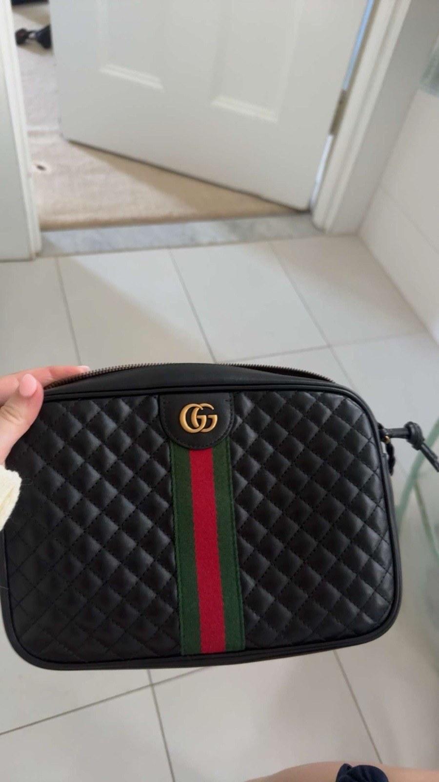 Gucci Women’s Quilted Logo Zip Crossbody Bag Black Green/Red Stripe Gold