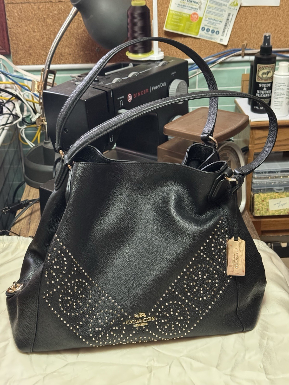 Coach studded Edie Shoulder Bag 31 NWOT CGW86