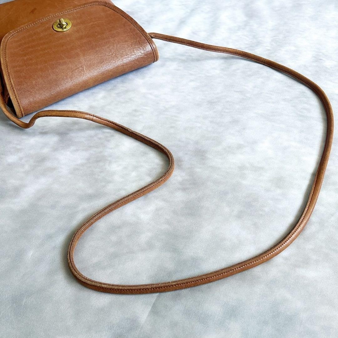 Authentic COACH Brown Leather Shoulder Bag 18.5cm x 23cm x 8cm Vintage Y2K