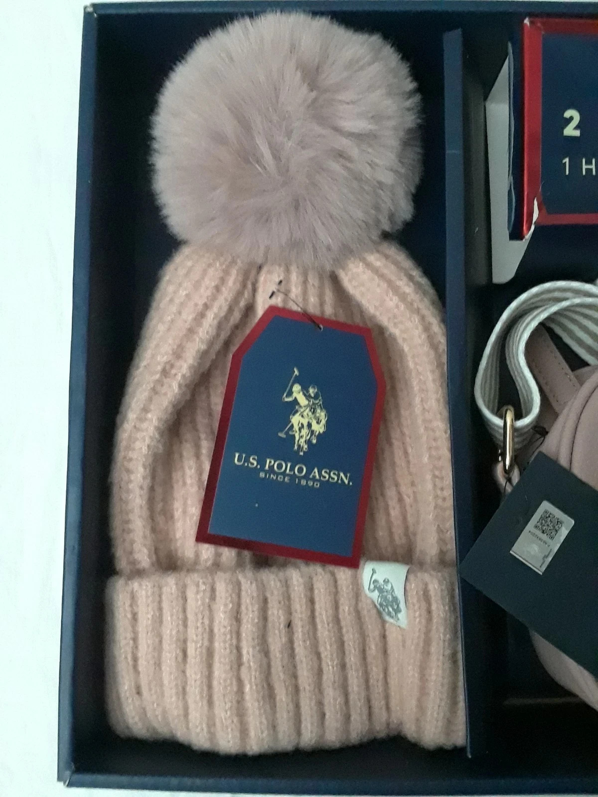 US Polo Assn. Pink 2-Piece Gift Set Box Hat Crossover Bag Women