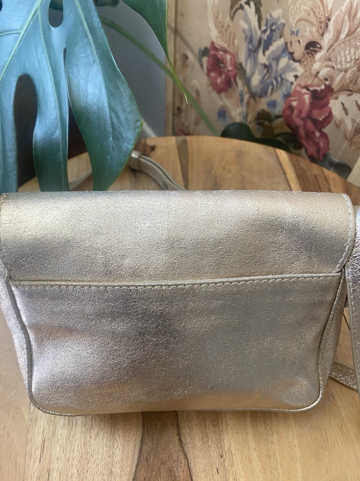 American Eagle Leather Purse Small Adjustable Strap Italy Brushed Gold