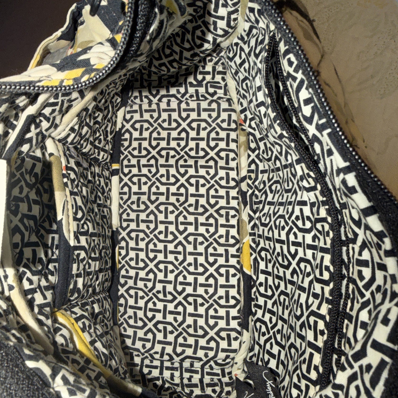 Vera Bradley Lizzie should bag