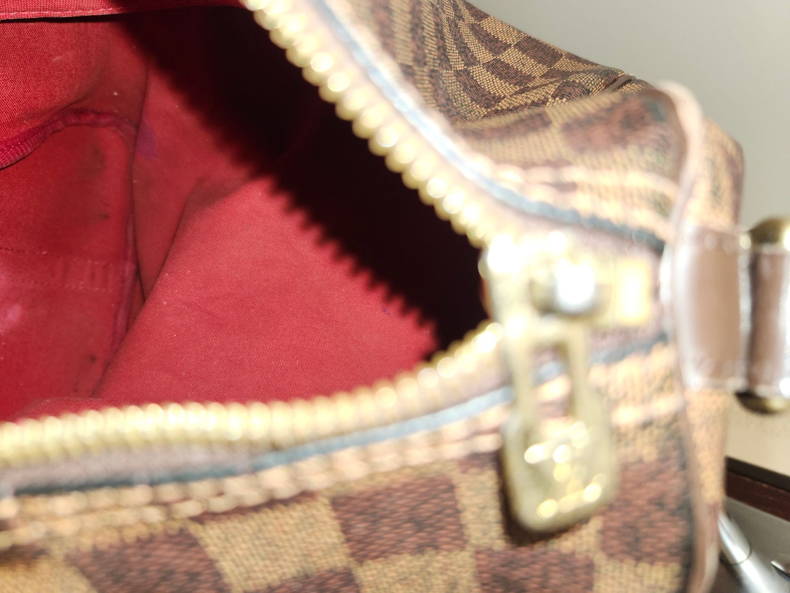 Authentic Louis Vuitton speedy damier Ebene 30 Handbag used