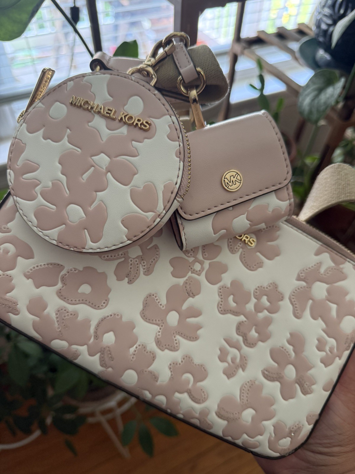 Michael Kors Floral Sequin Crossbody Purse w/ AirPods Case & Coin Pouch – NWOT