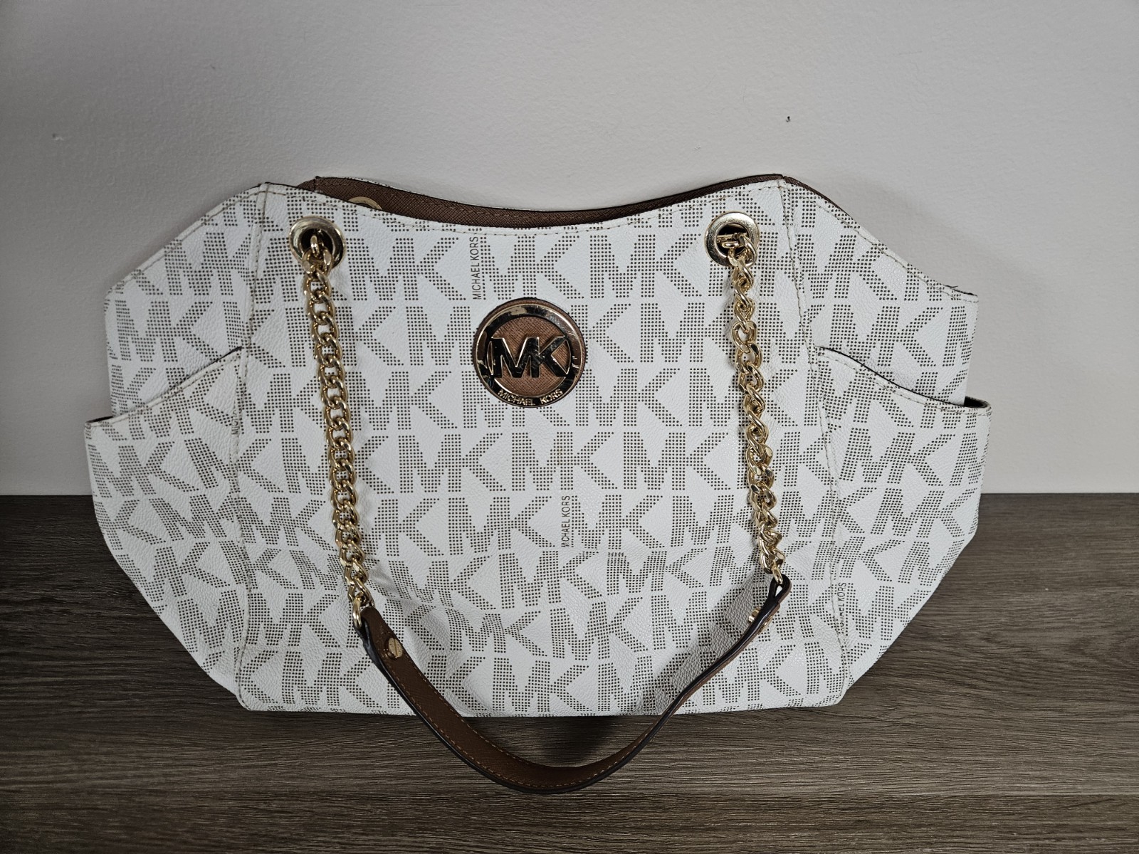 Michael Kors Jet Set Travel Large Chain Shoulder Tote Bag Vanilla