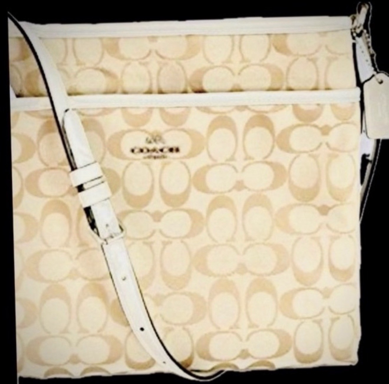 Coach crossbody signature bag