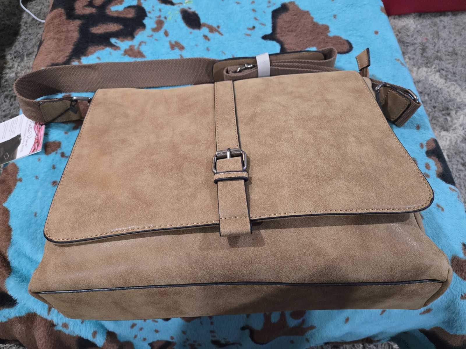 PortoVino Wine Messenger Crossbody Bag Flask Bag Hidden Compartment NEW Camel