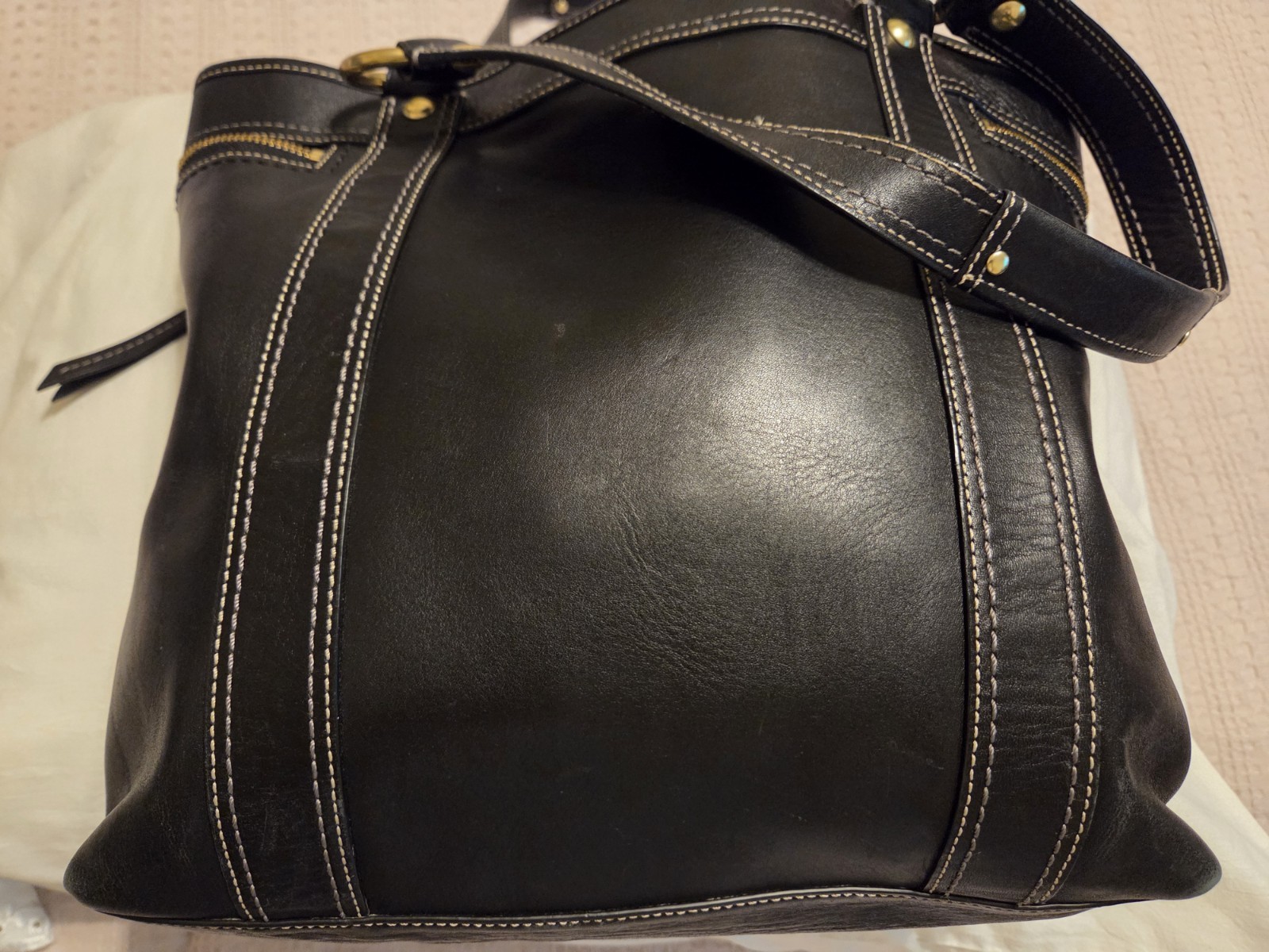 Vintage Legacy Gigi Black Leather Tote Bag Purse Y2K Pink Interior F12888