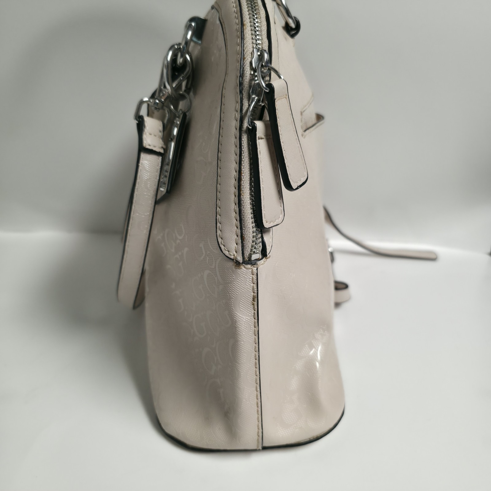 GUESS Light Pink Faux Leather Satchel Handbag Crossbody Bag Logo Plate Charm