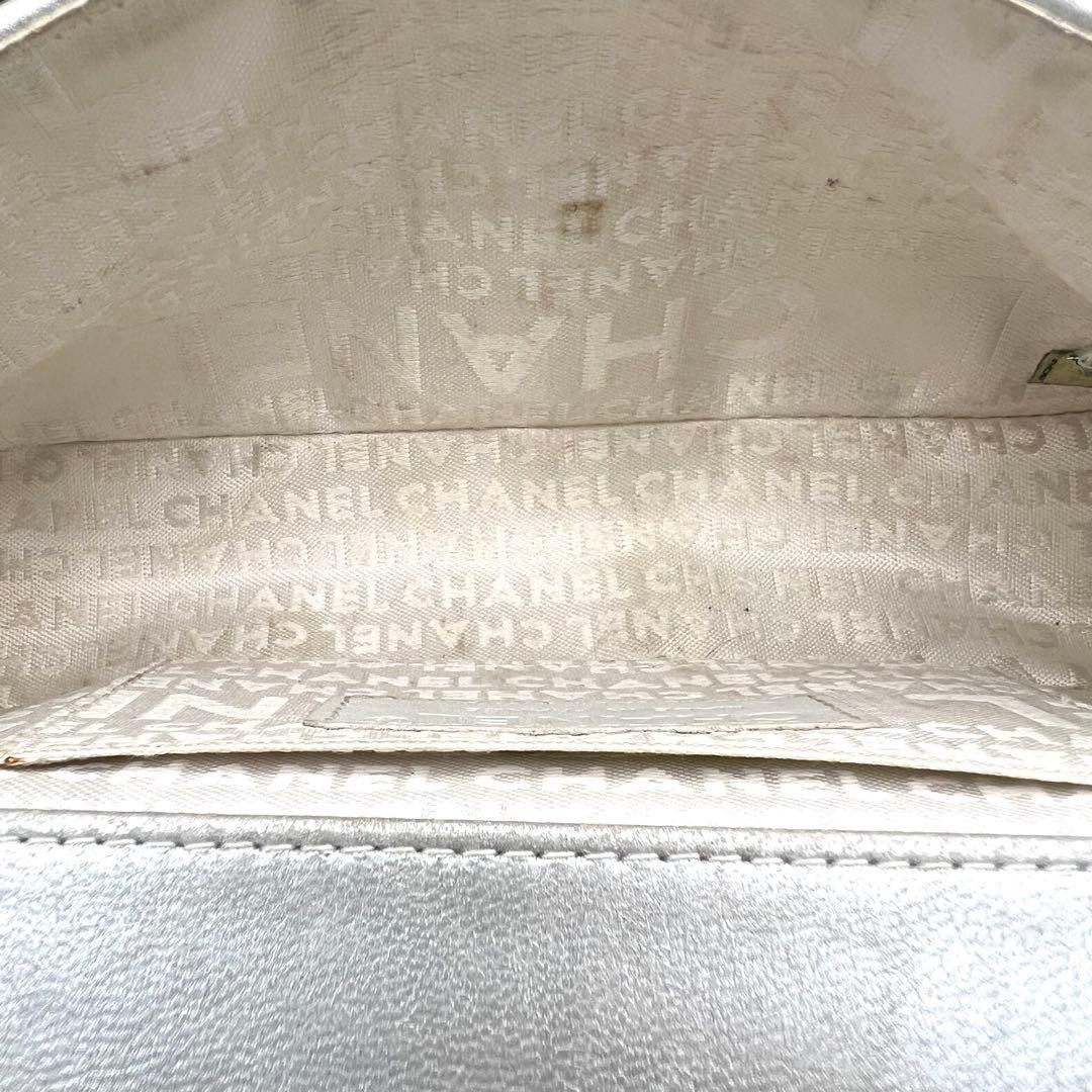 CHANEL Camellia Chocolate Bar Lambskin Chain Shoulder Bag Silver Auth Good