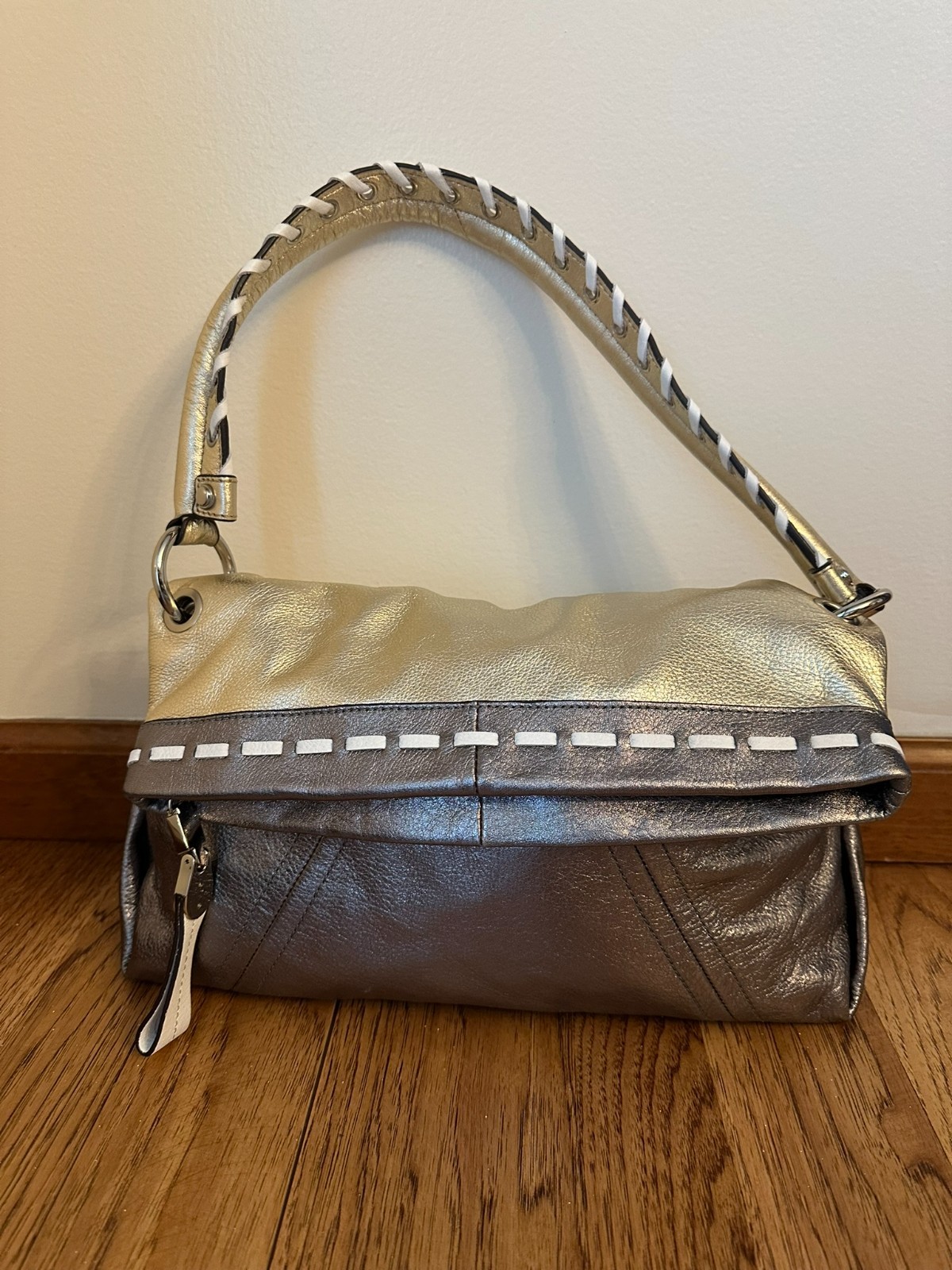 NEW B. Makowsky Metallic Leather Y2K Whipstitch Handle Shoulder Slouch Bag Purse