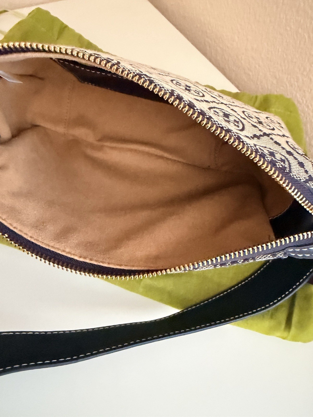 Tory Burch Beige/Navy Logo monogram small Romy Shoulder bag