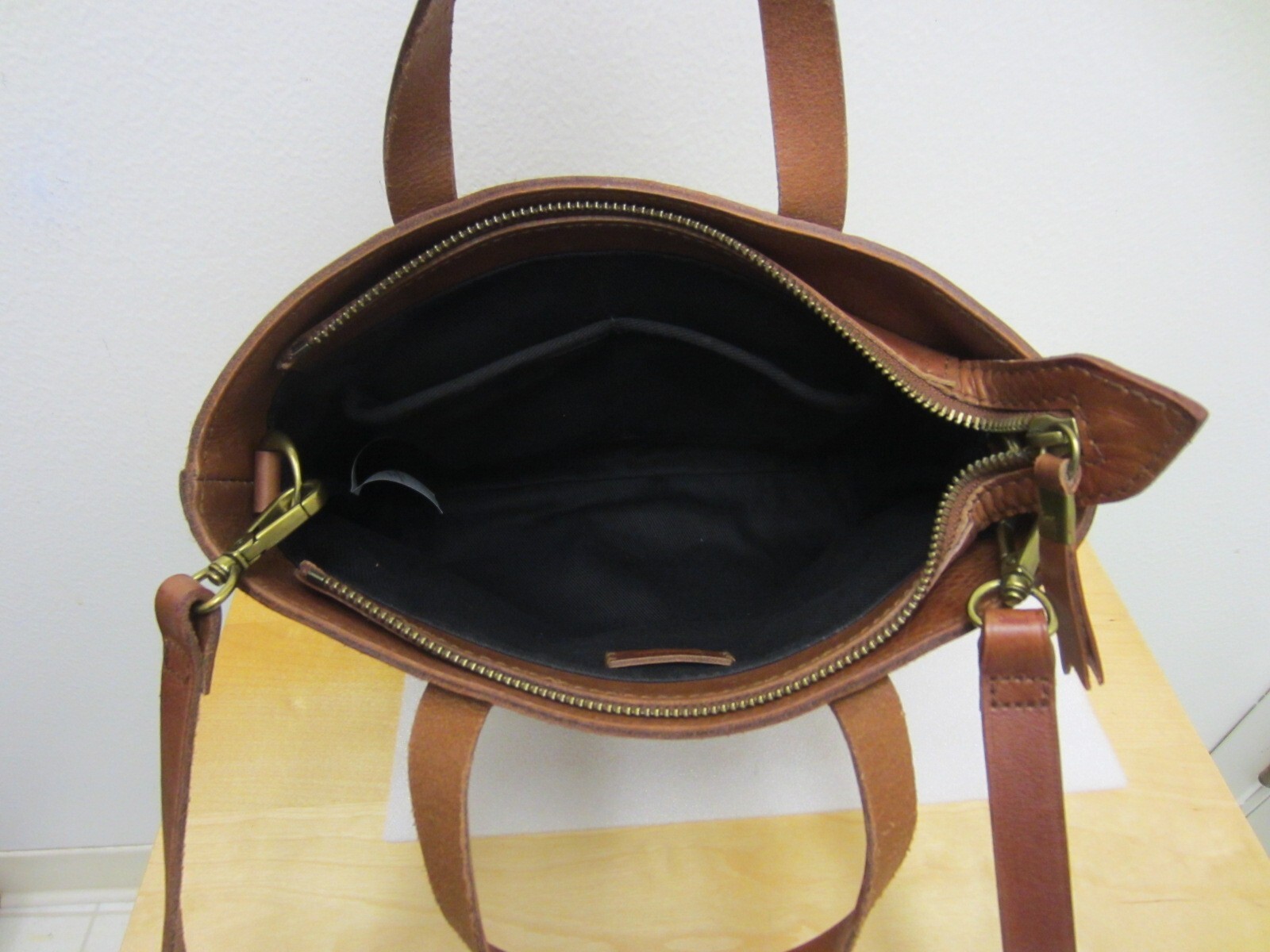 Madewell Small Leather Transport Tote Bag- Brown # J1951 10.5″x9.5″x3.25″