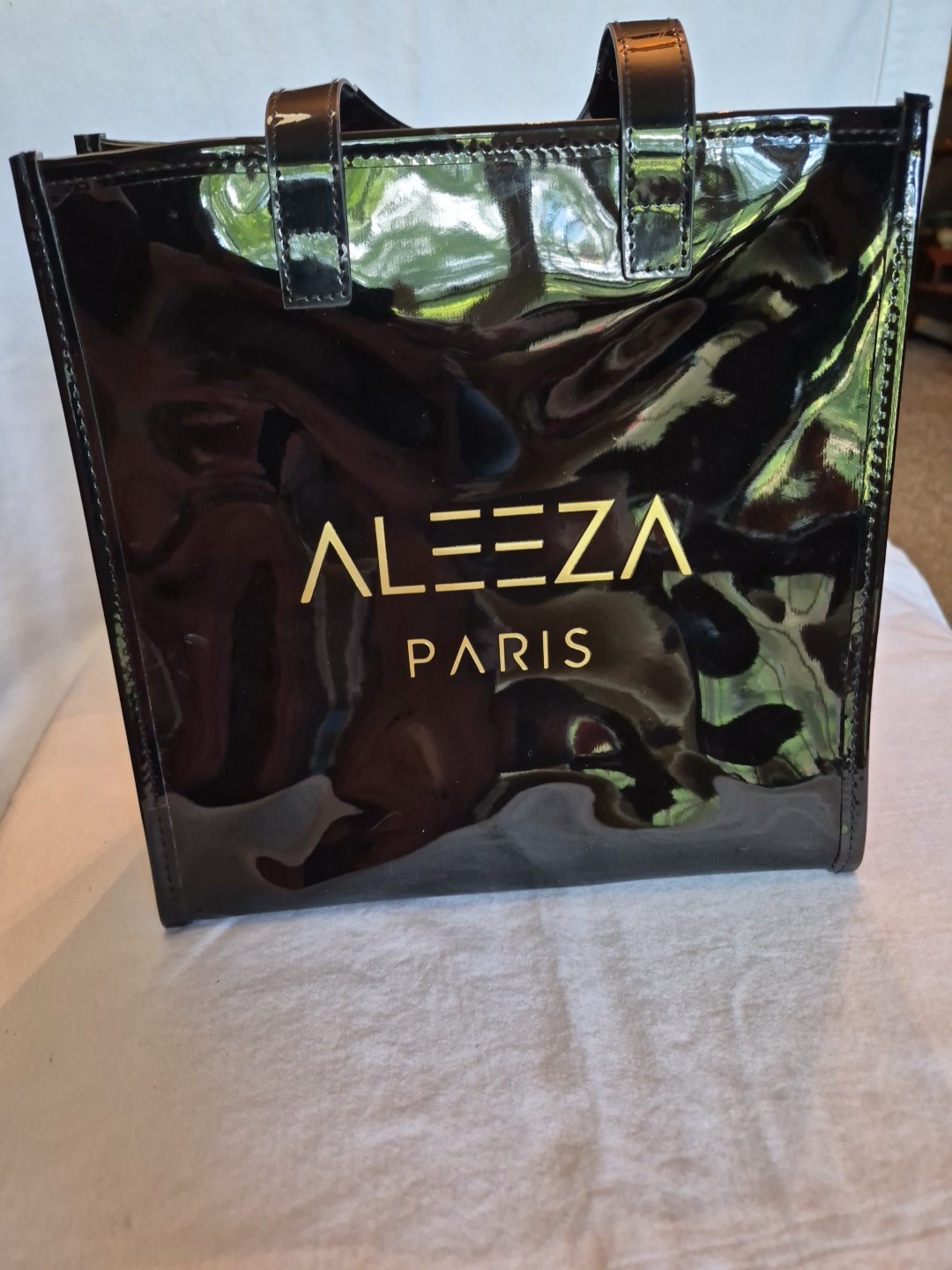 Aleeva Paris Modern Fashion Tote Bag Glossy Black Patent Leather Orig $140