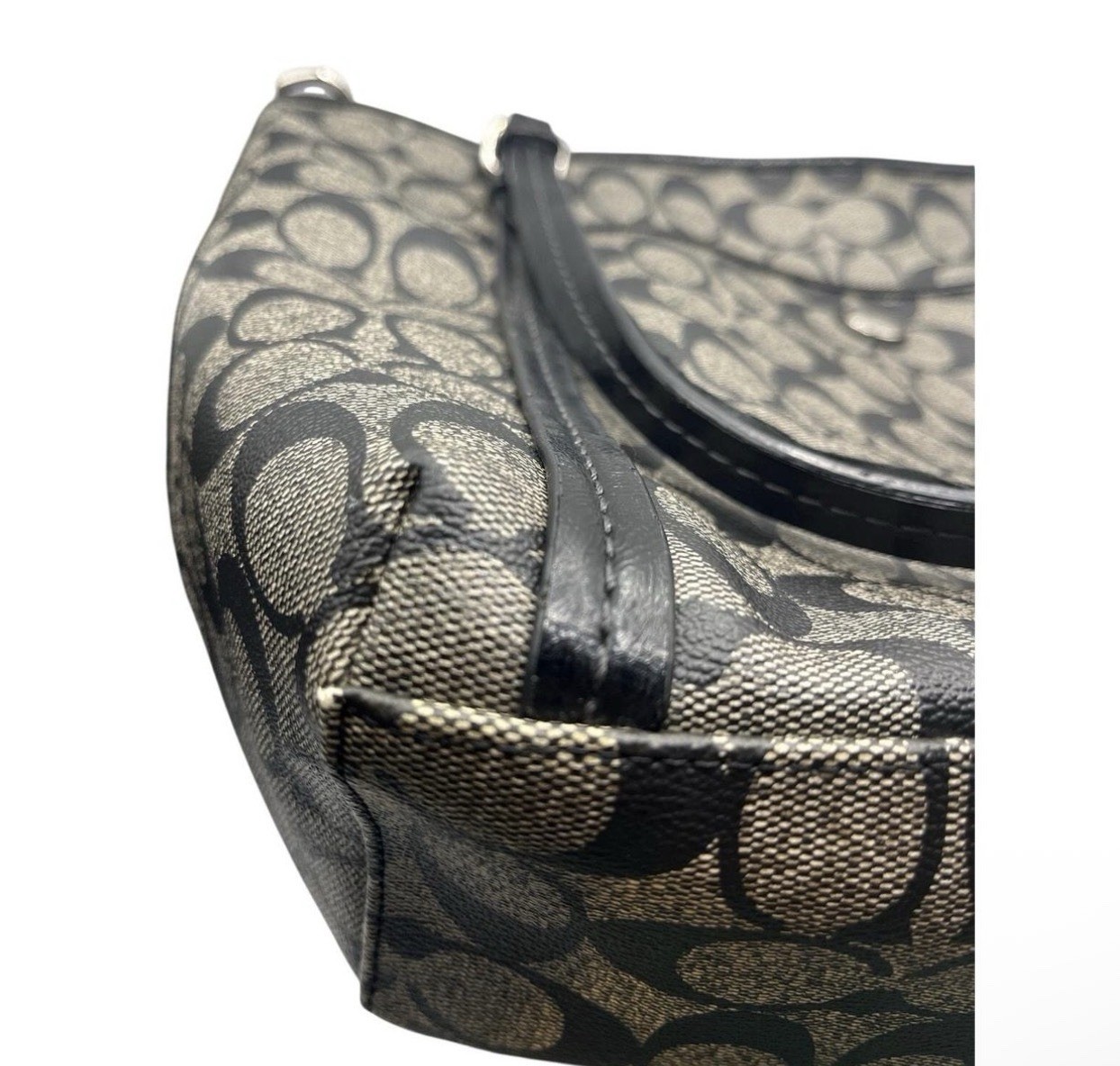Coach Signature C Gray/Black Large Tote Zip Top Lined w/ Hangtag Bag Charm