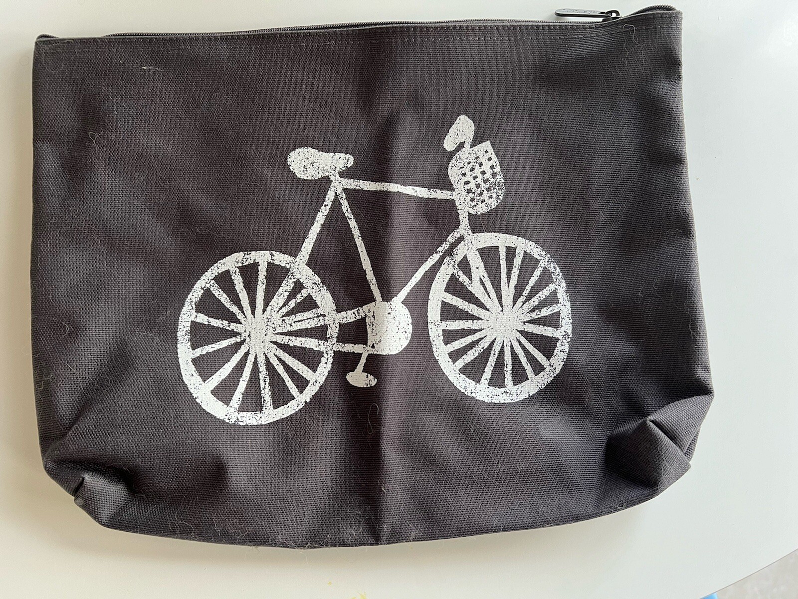 Thirty-One Zipper Bag Dark Gray Bicycle Stamped Print 12 1/4In X 8 1/2 In 